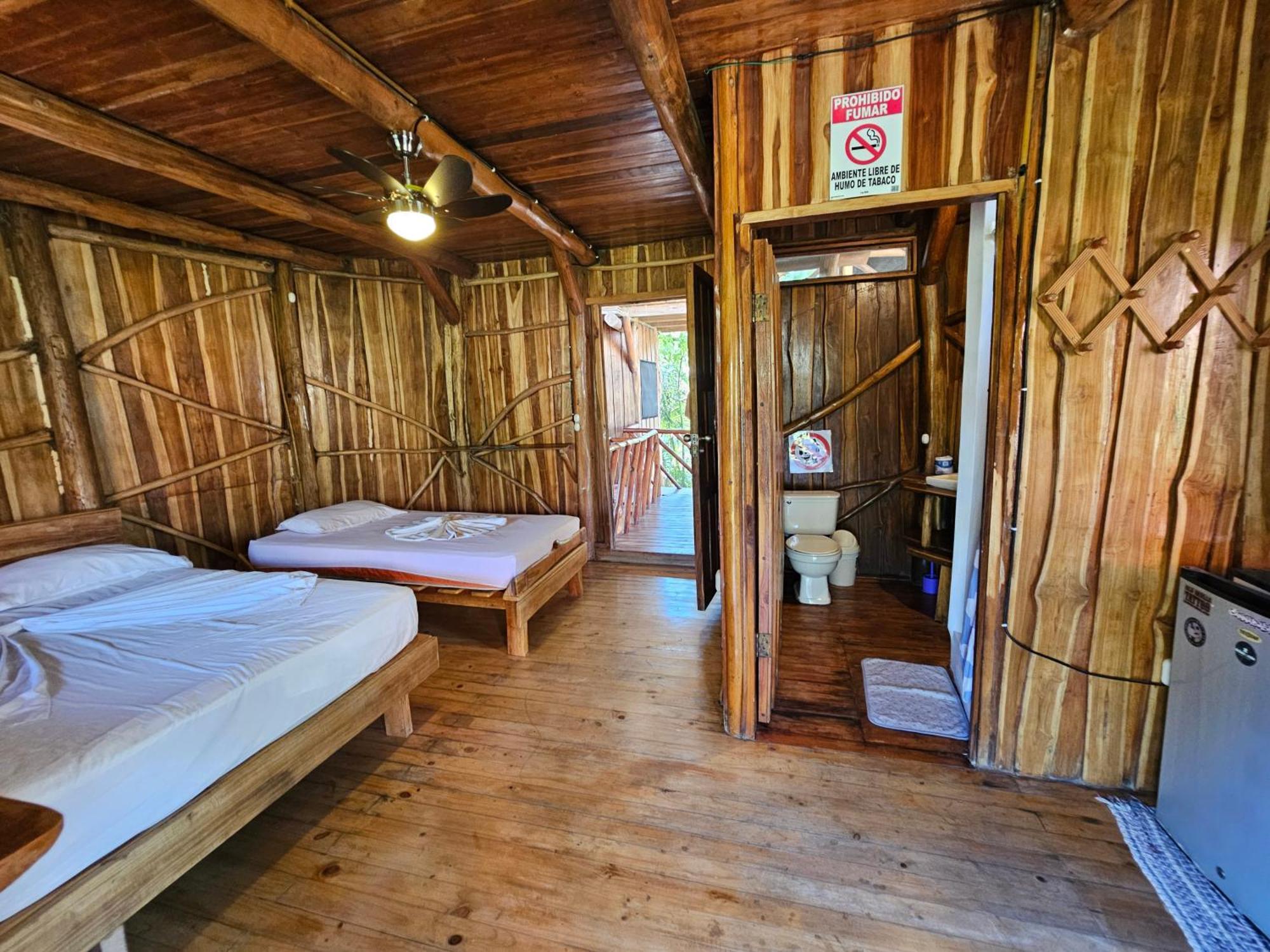 Lodge Don Jon's Surf And Yoga