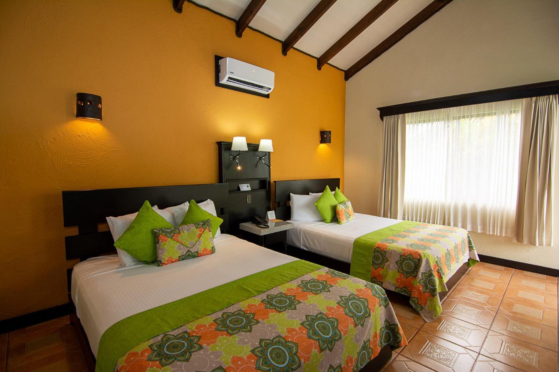 Hotel Arenal Springs &