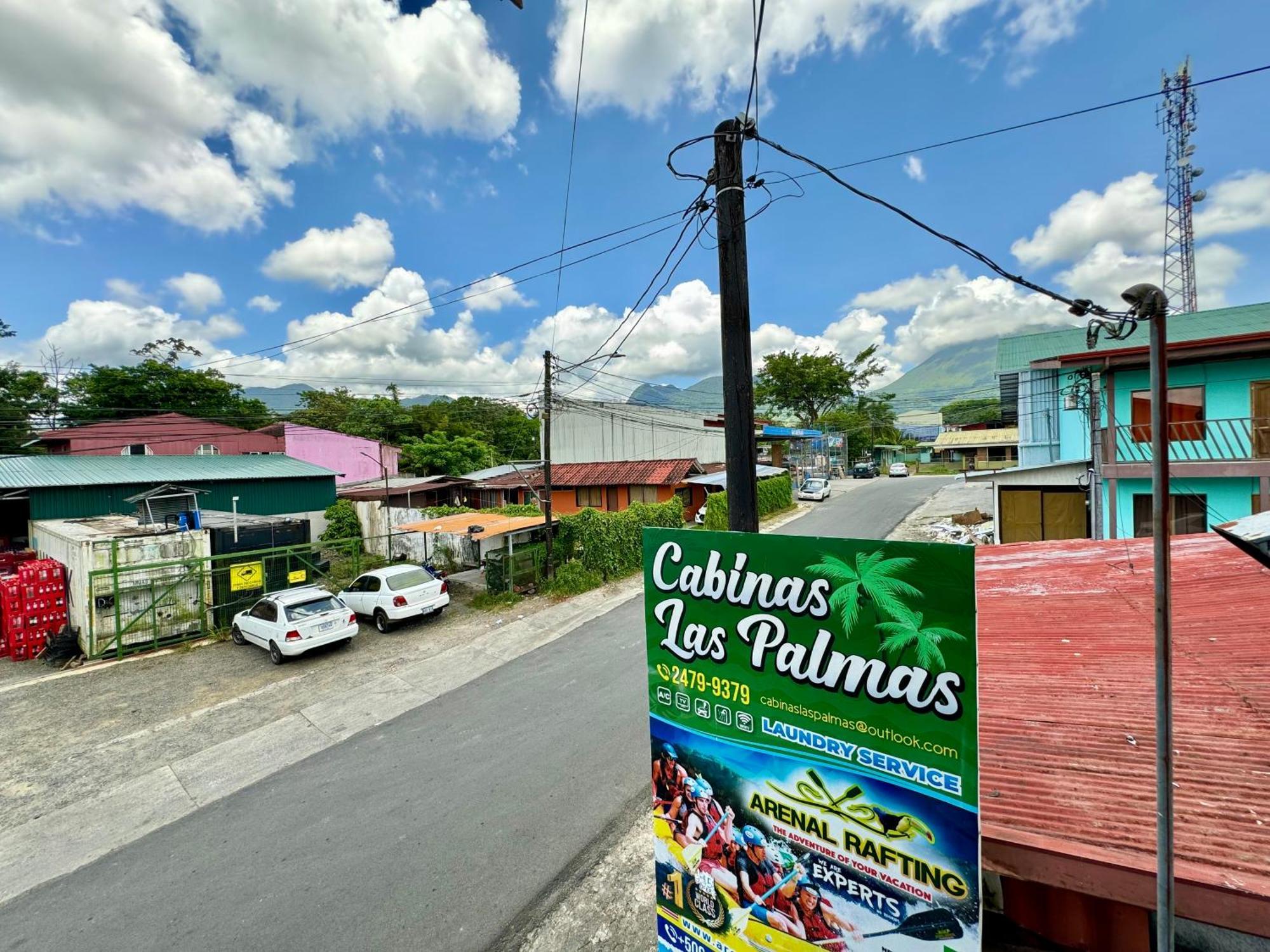 Cabinas Palmas Del Sol Bed & Breakfast