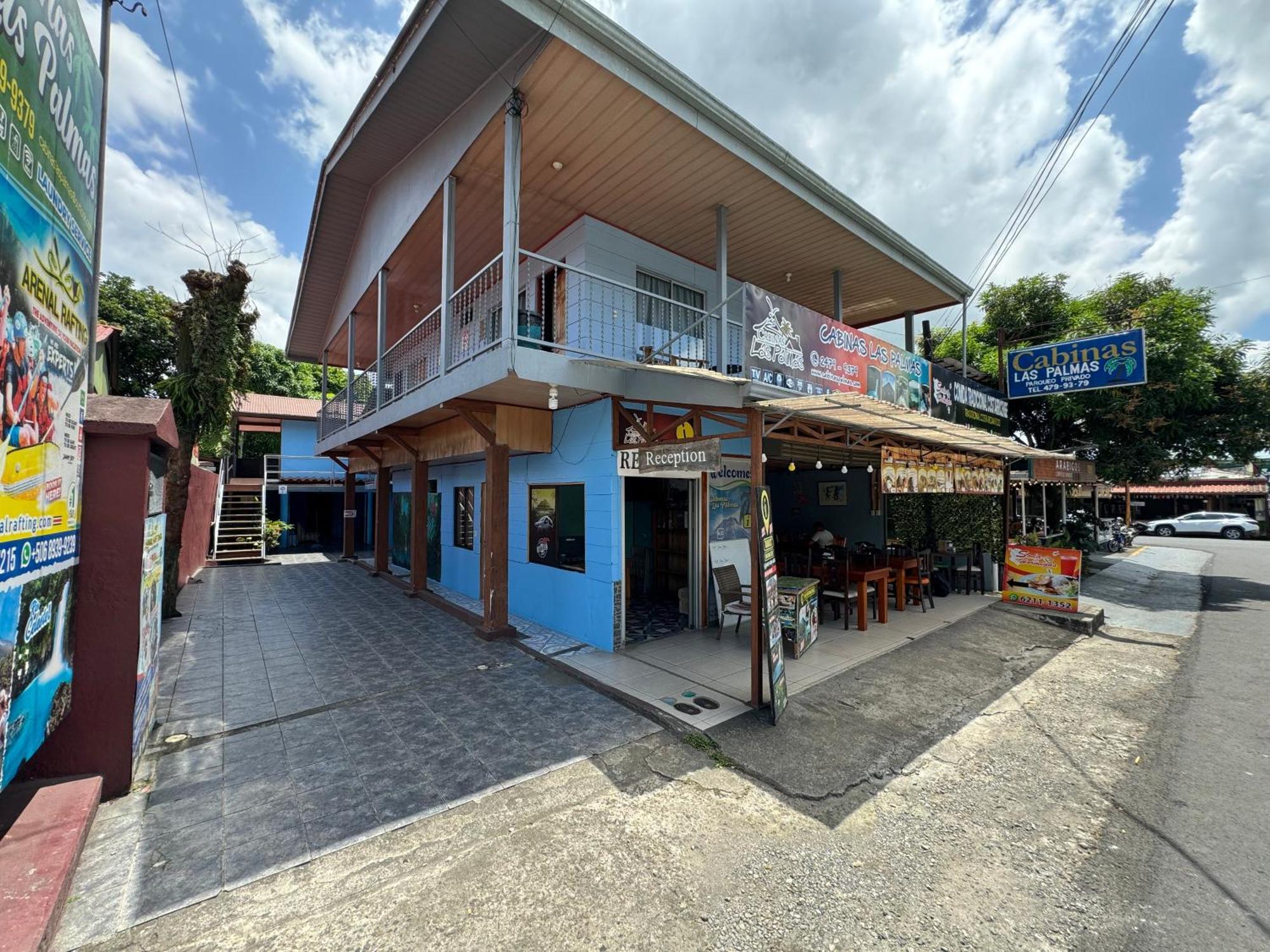Cabinas Palmas Del Sol Bed & Breakfast *