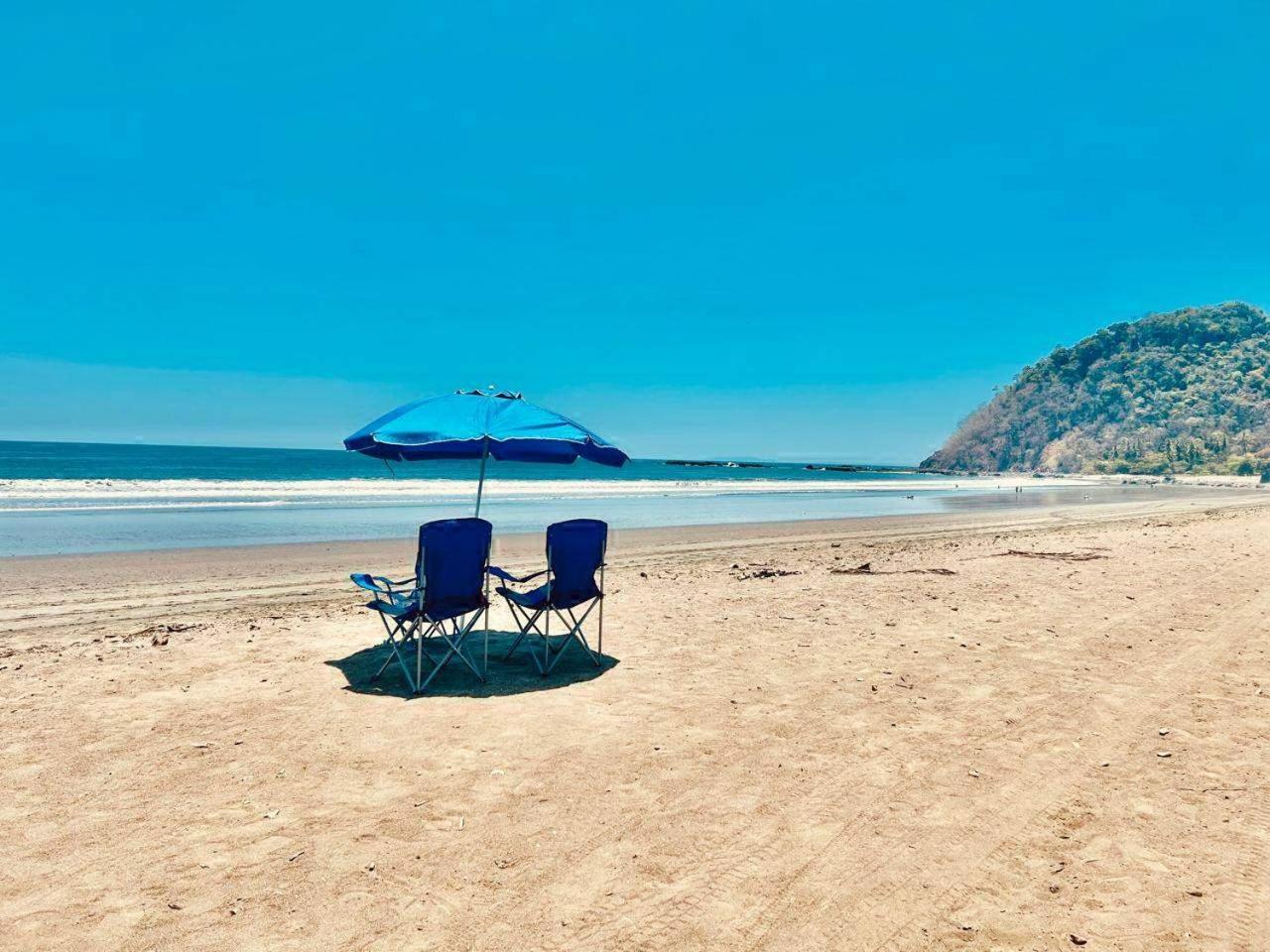 Apartamento De Lujo En Playa Jaco, Frente Al Mar, Wifi, Ac, Parqueo Privado Y Piscinas Apartment *