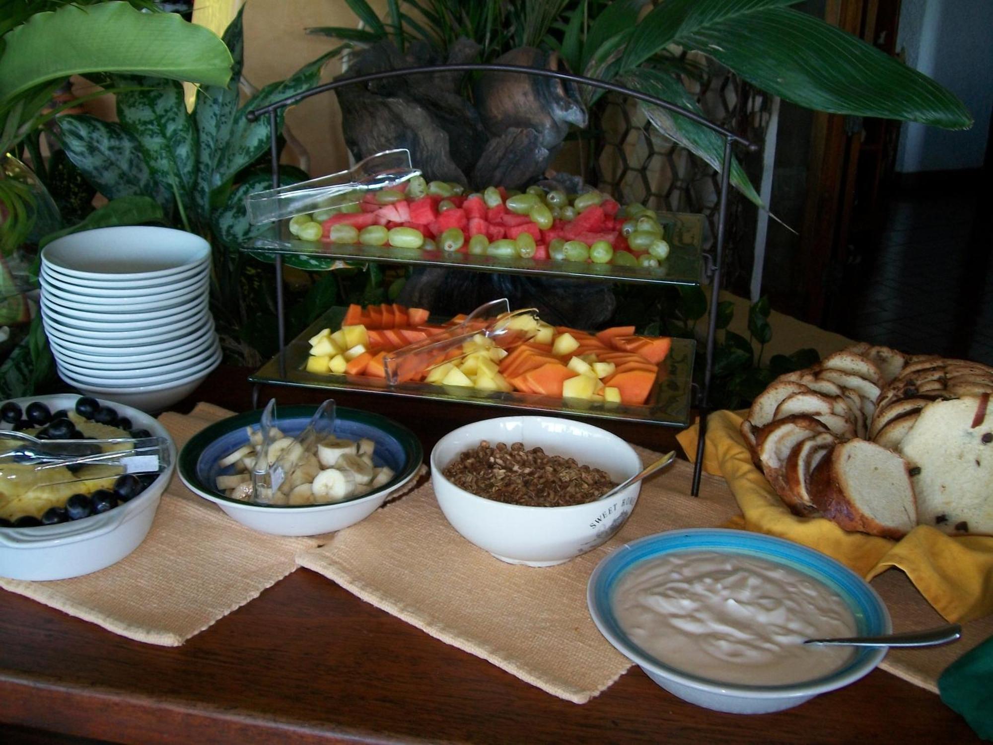 Mango Bed & Breakfast 2*