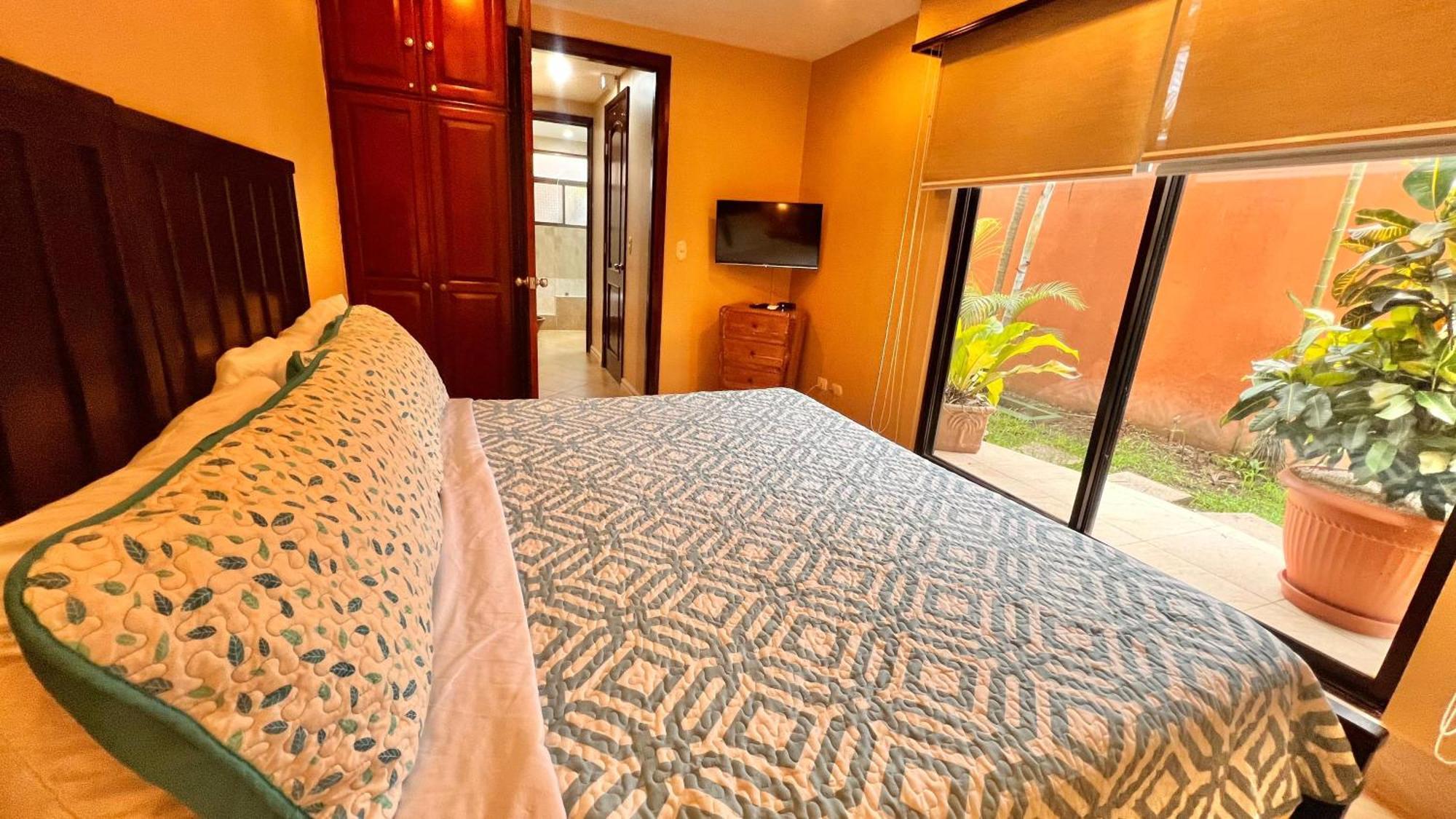 Hotel Monte Carlo Luxury 3*