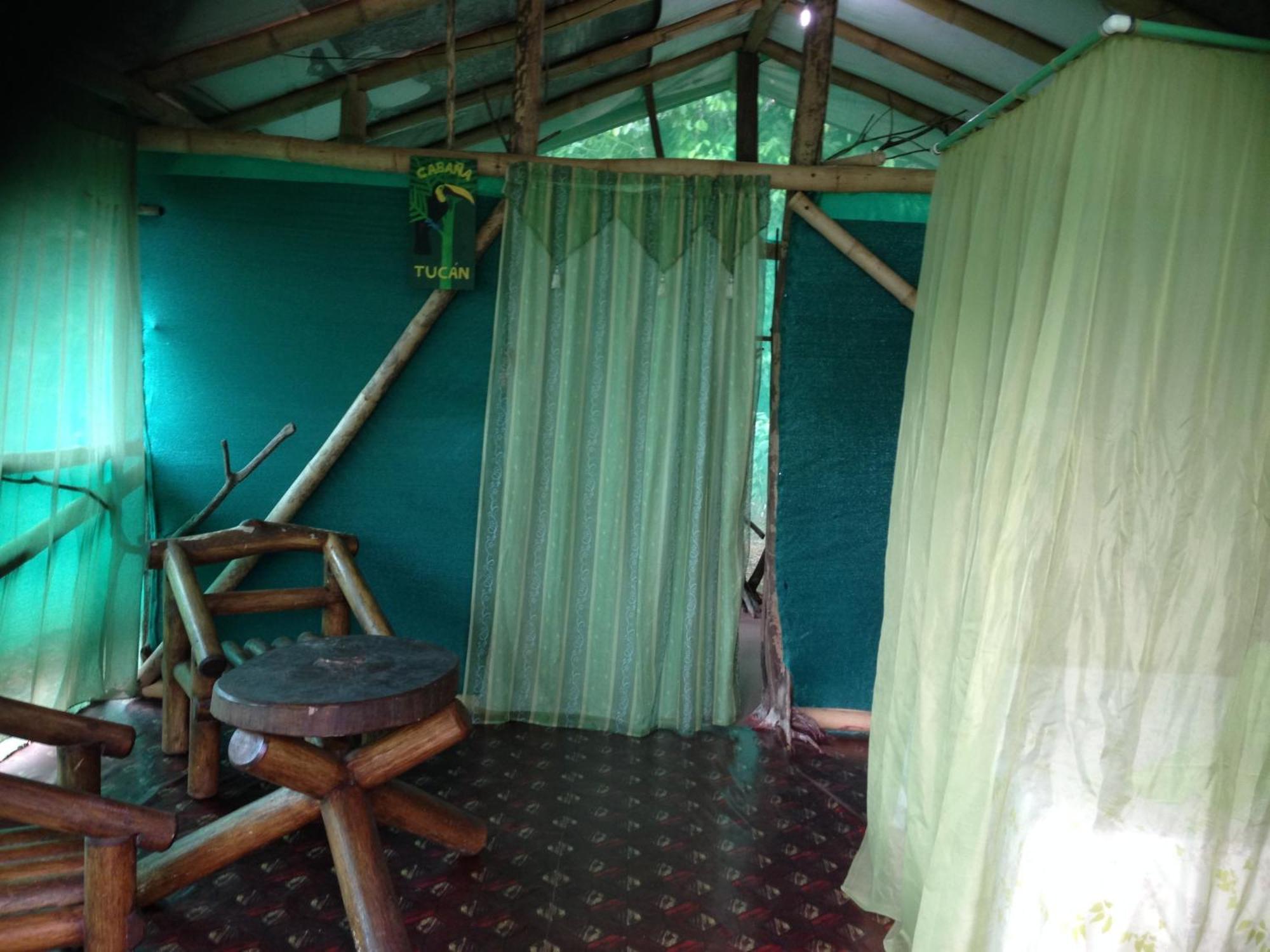 Isla Violin Eco-lodge Lodge