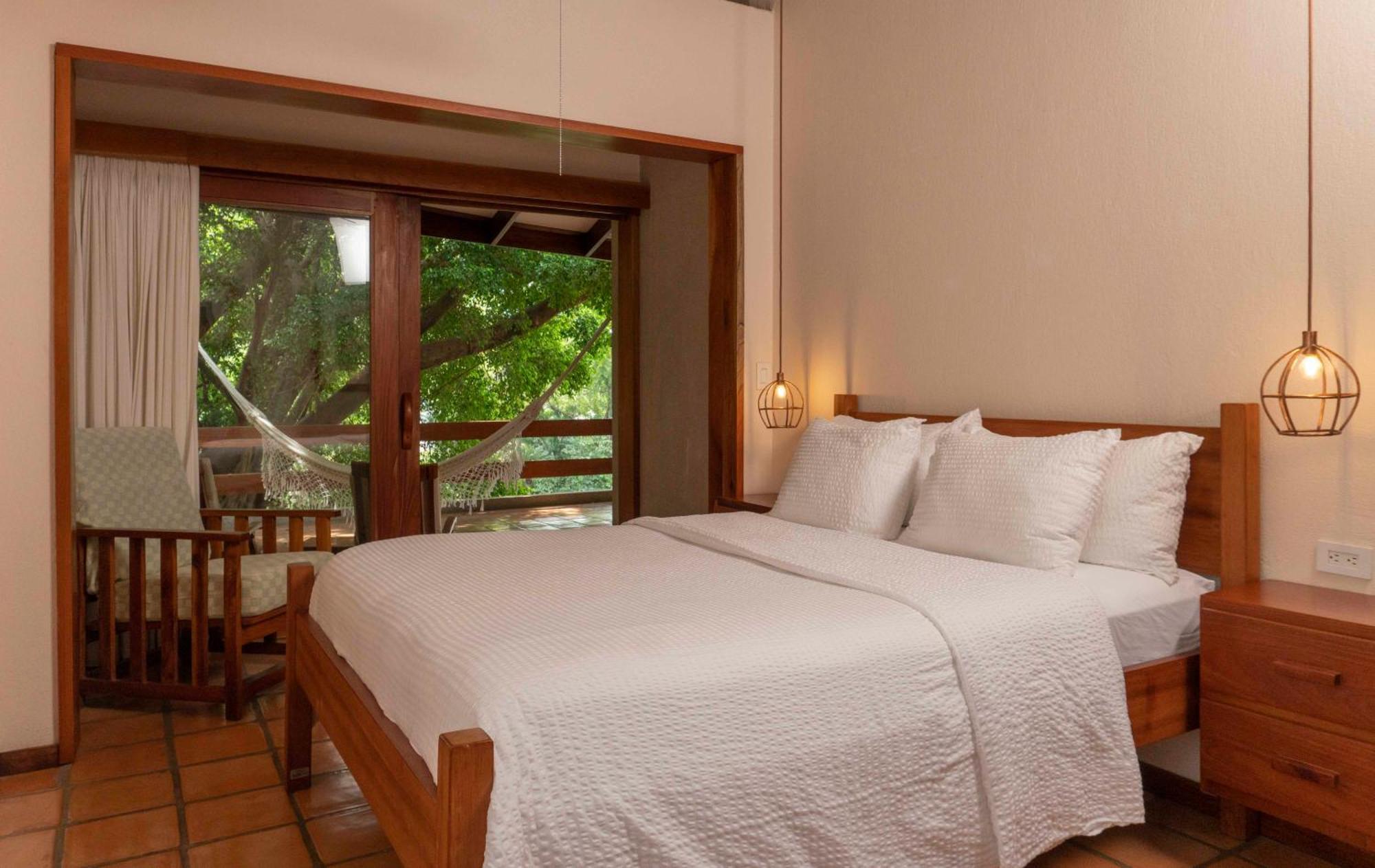 Capitan Suizo Beachfront Boutique