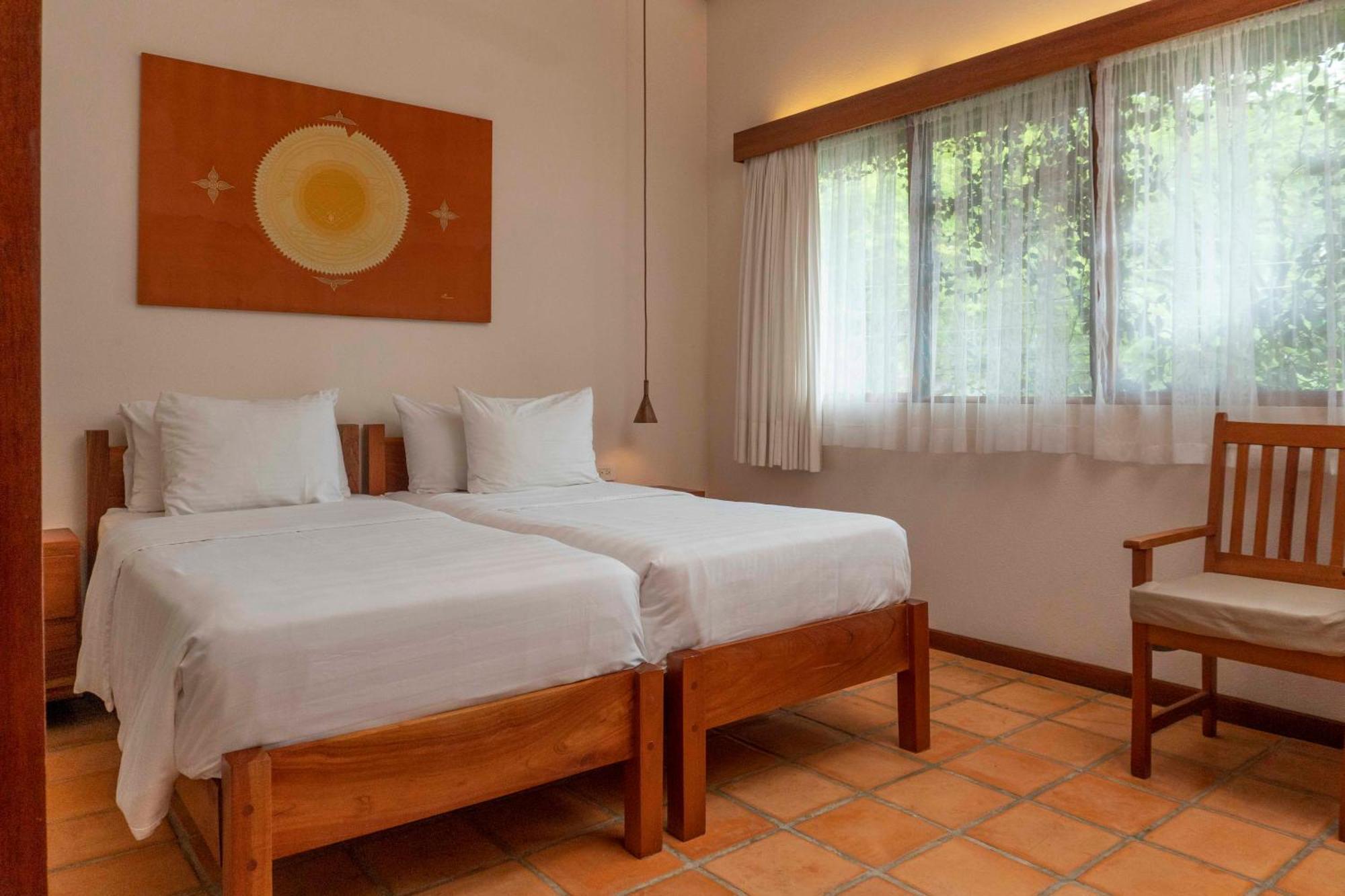 Capitan Suizo Beachfront Boutique Hotel 4*
