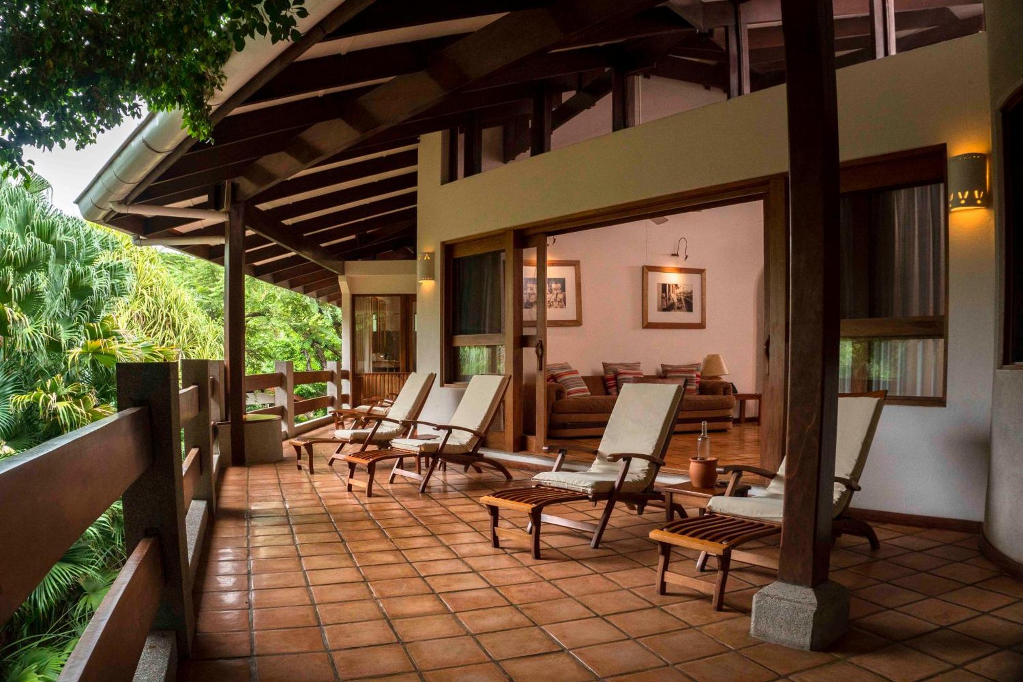 Hotel Capitan Suizo Beachfront Boutique