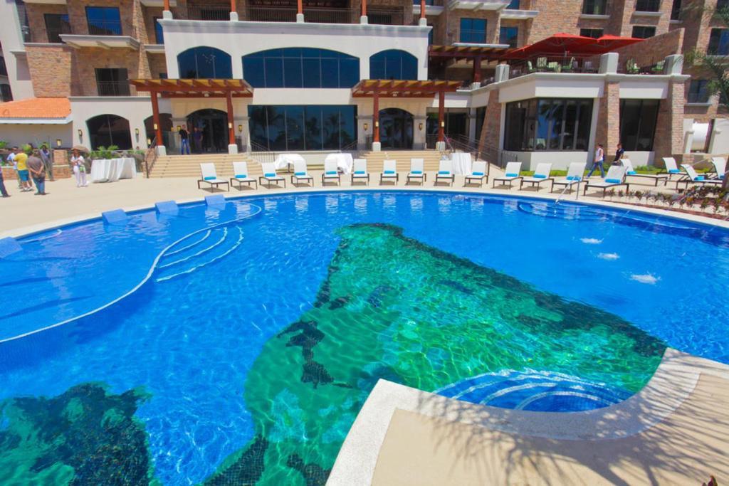 Aparthotel The Palms Ocean Club 4*