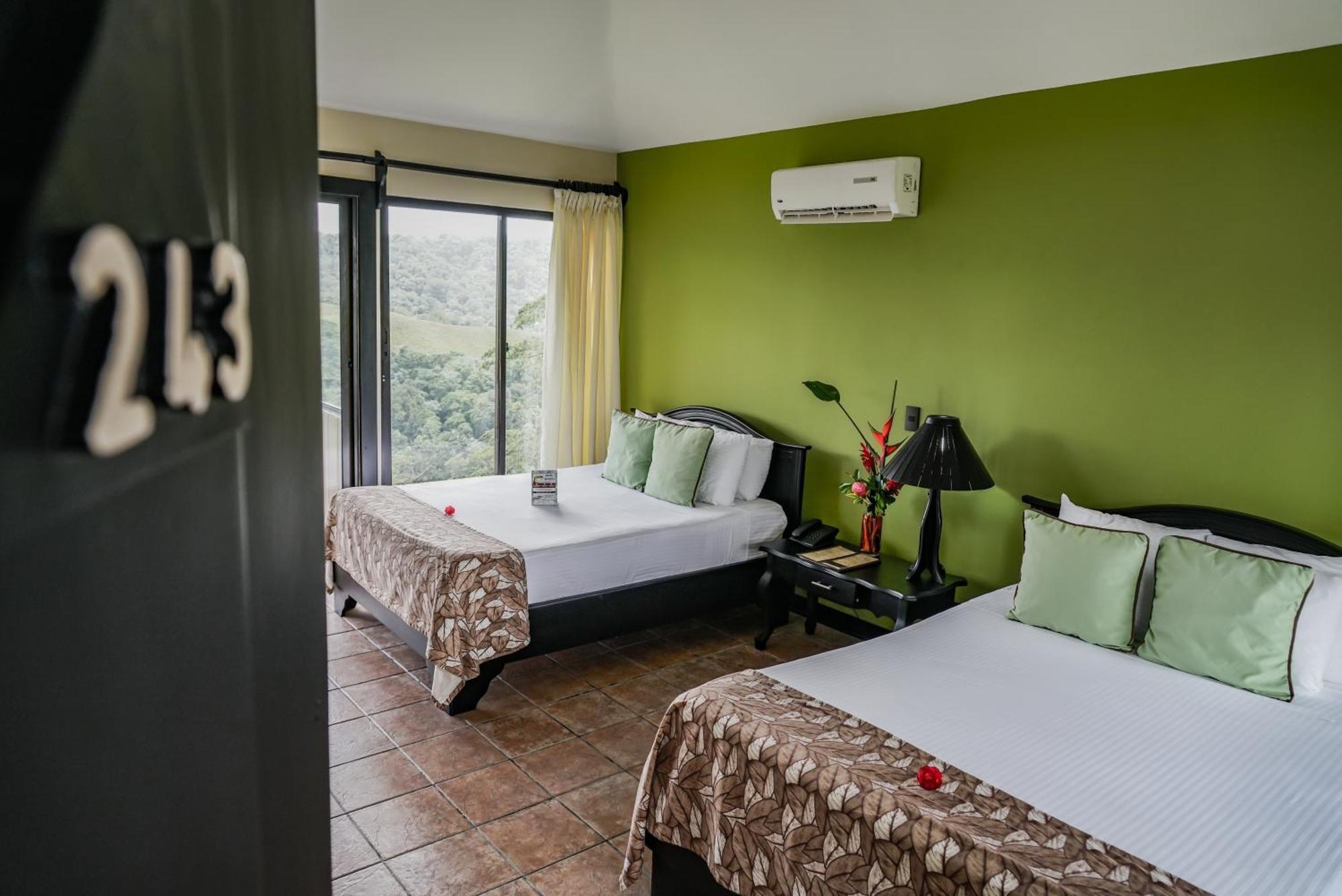 Montana De Fuego All Inclusive Hotel