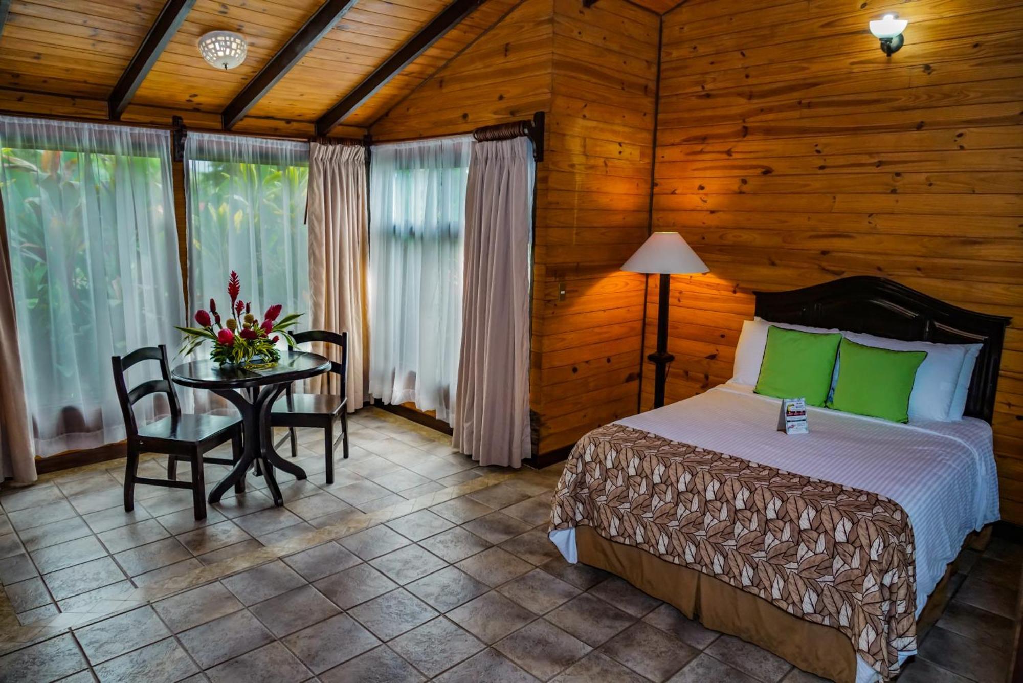 Montana De Fuego All Inclusive Hotel 4*