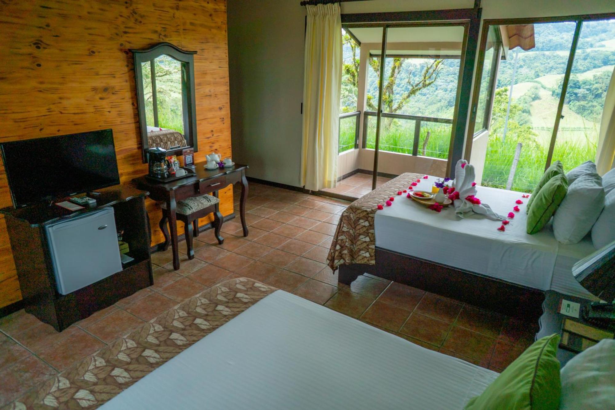 Hotel Montana De Fuego All Inclusive 4*