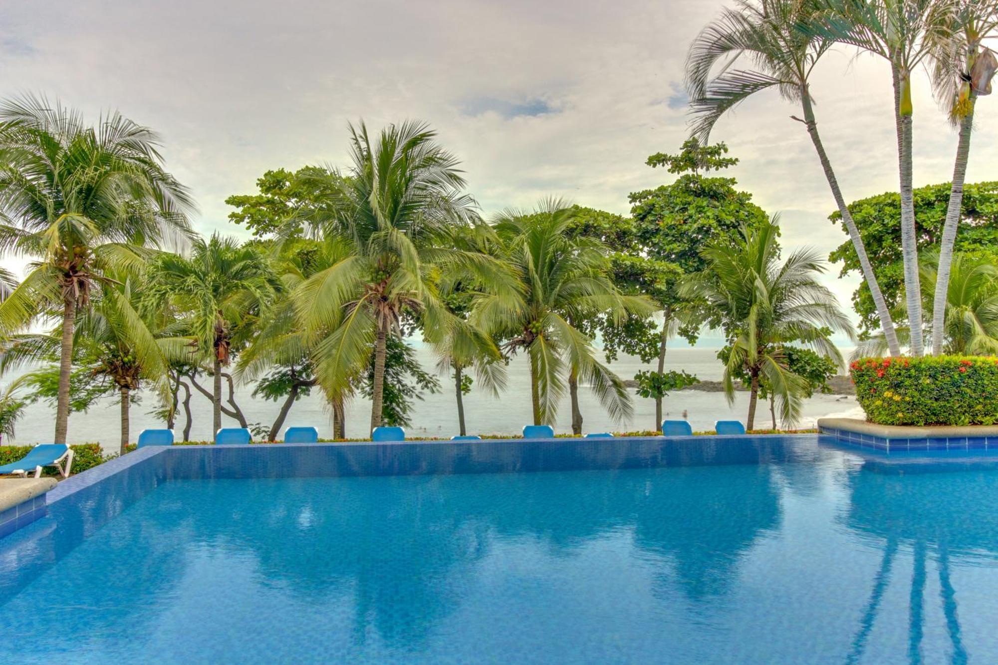 Bahia Pez Vela * Playa Ocotal
