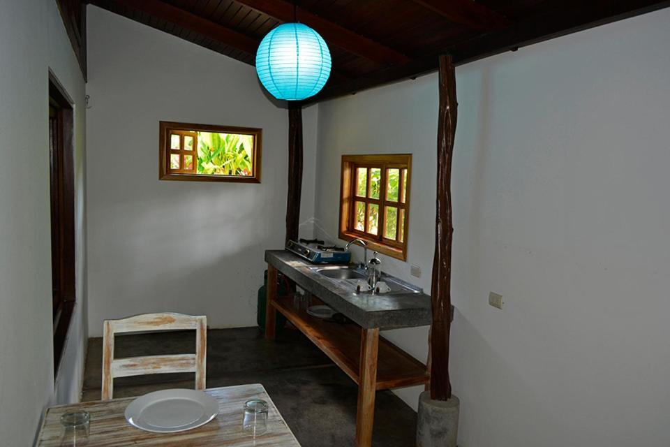 Indigo Yoga Surf Hotel 2*