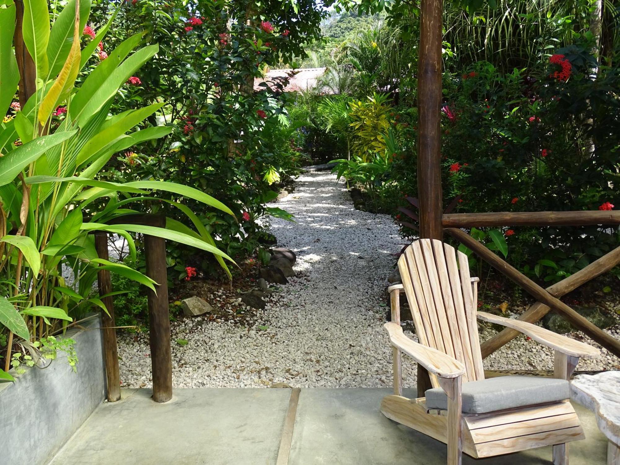 Hotel Indigo Yoga Surf 2*