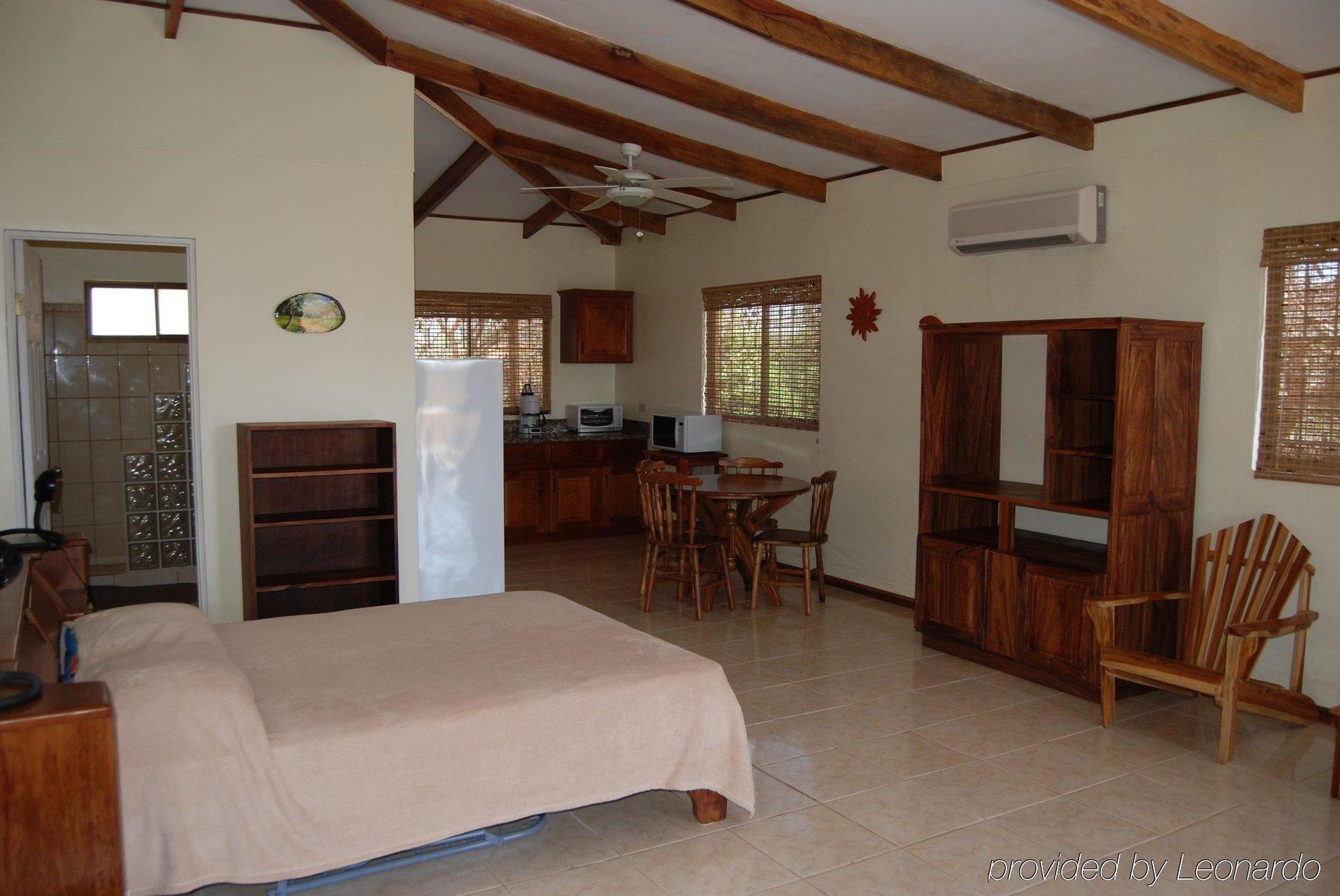 Hotel Iguanazul 3*