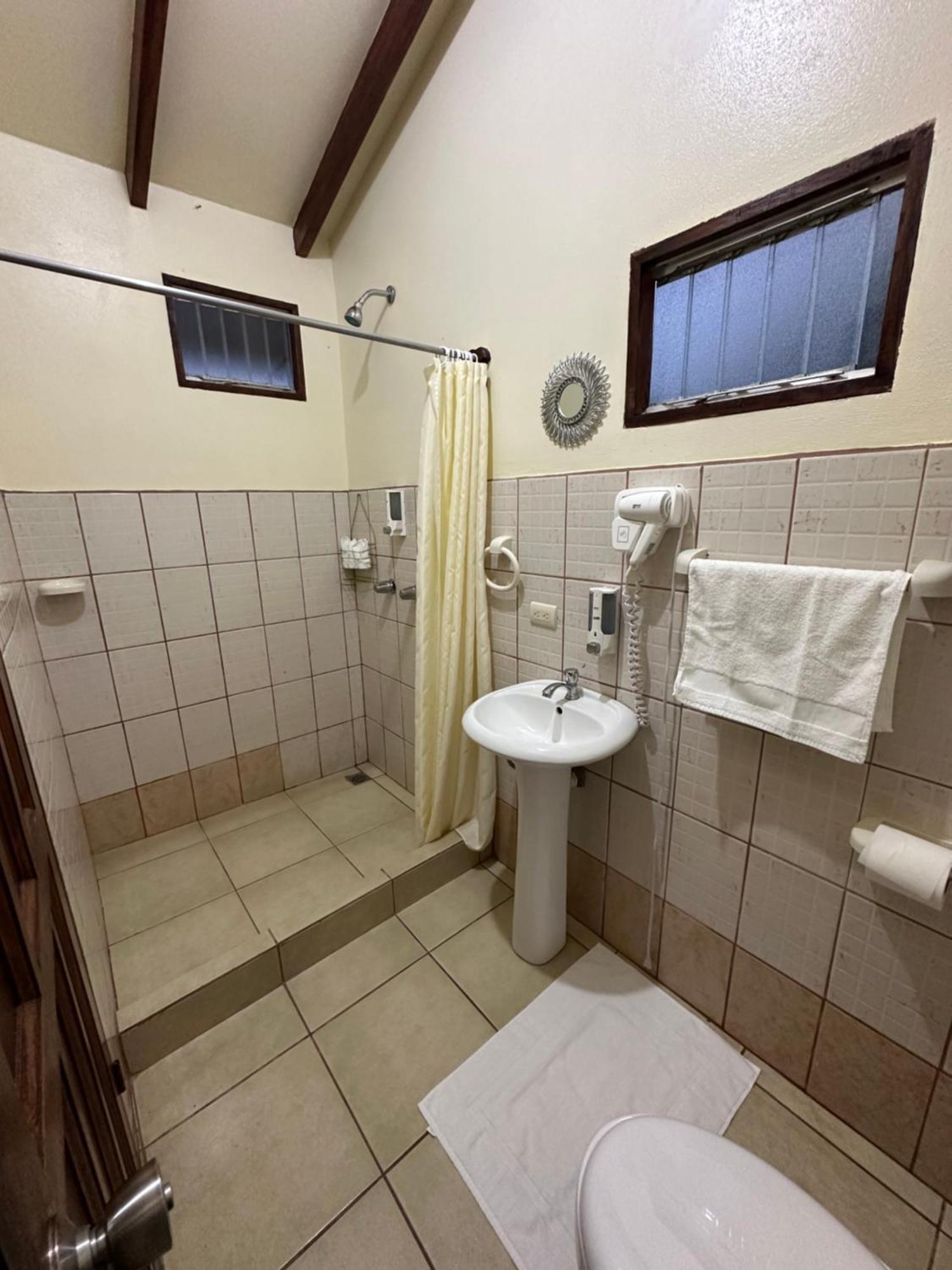 Loma Real Hot Springs 2*