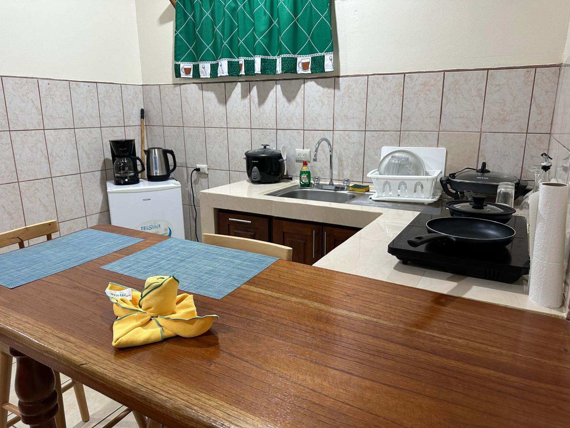 Hotel Loma Real Hot Springs 2*