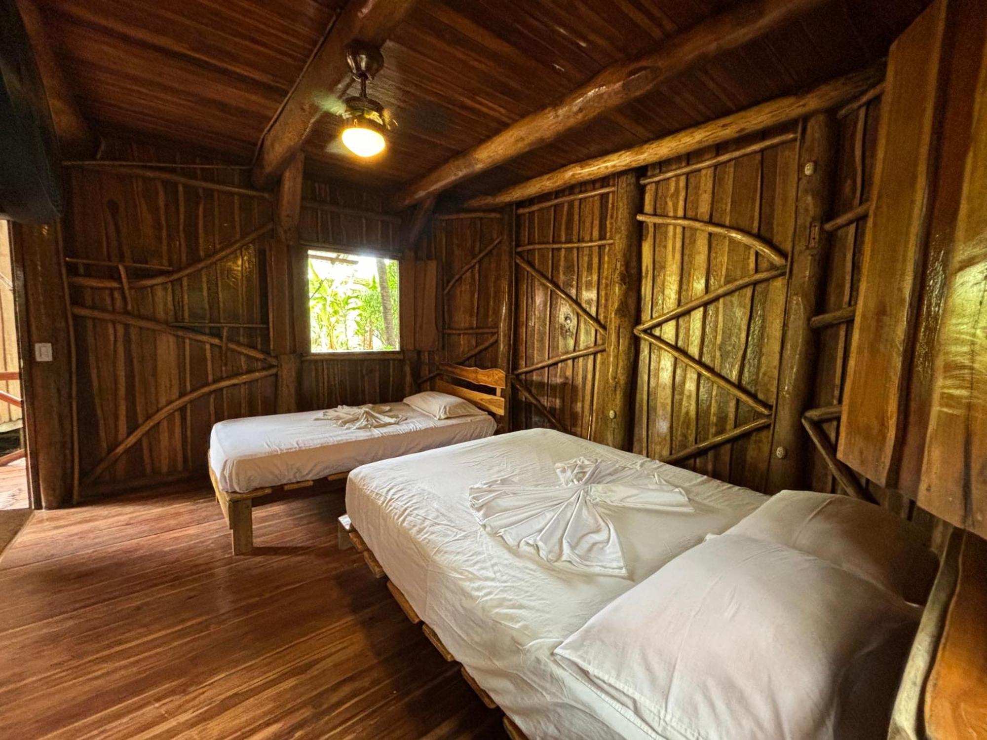 Don Jon's Surf And Yoga Lodge Playa Santa Teresa (Puntarenas)