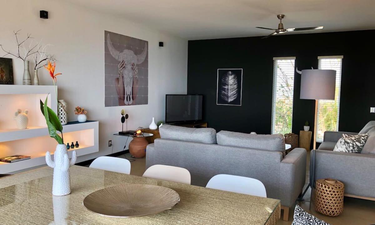 Serene Hilltop Haven Infinity Views Tranquil Vibe Villa *
