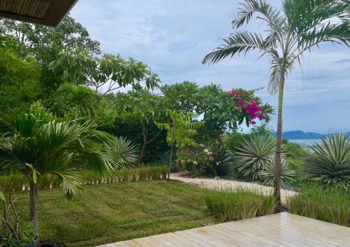 Villa Serene Hilltop Haven Infinity Views Tranquil Vibe Potrero (Guanacaste)