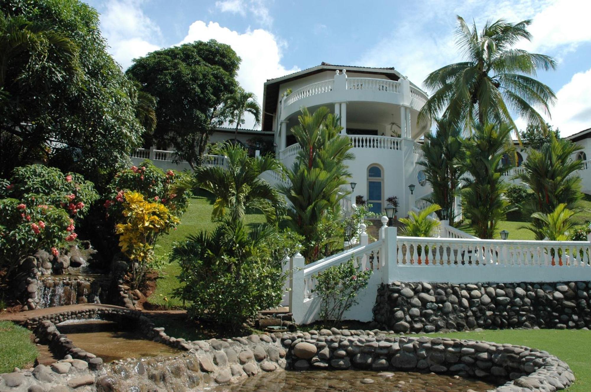 Villa El Castillo De