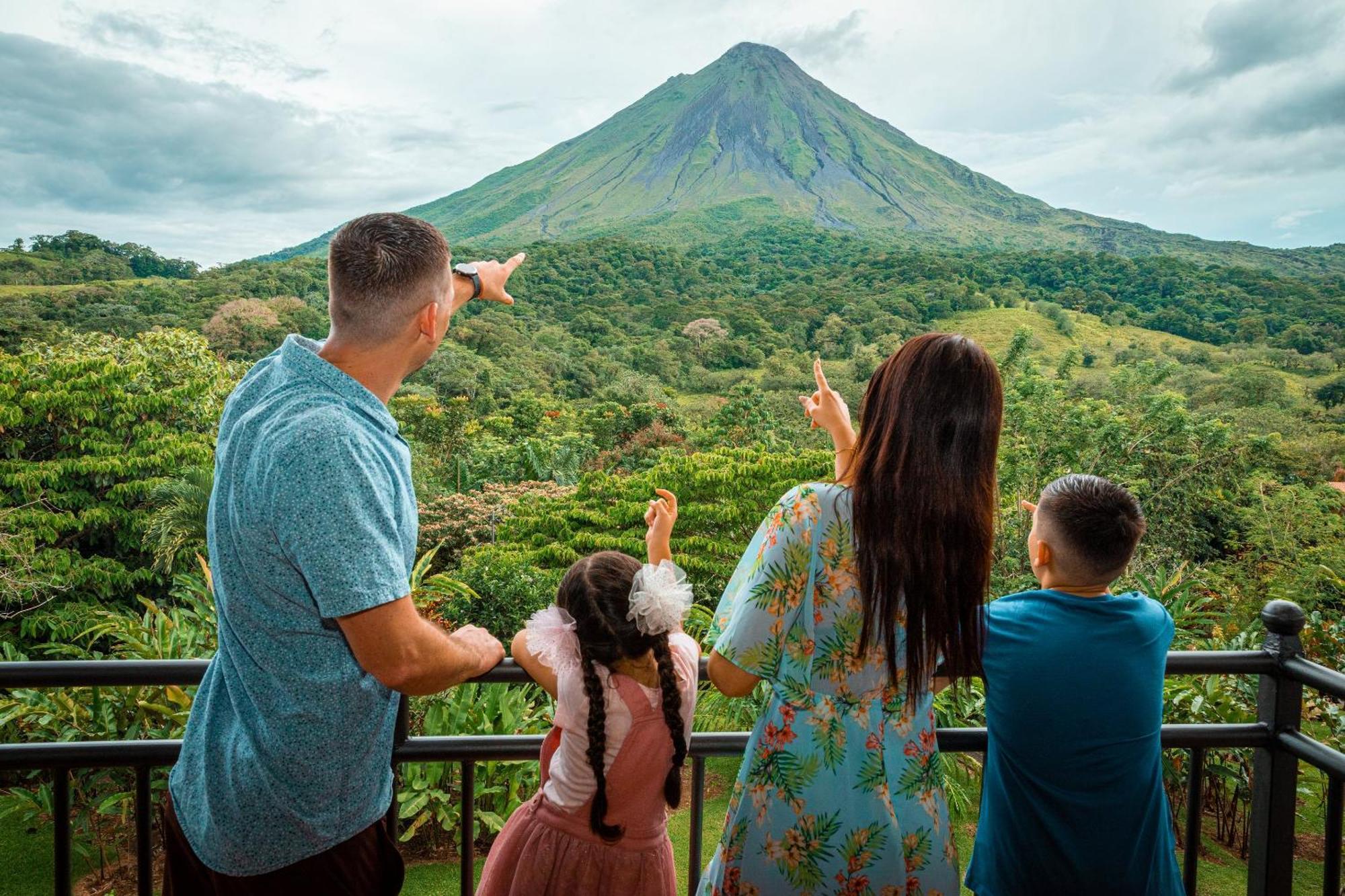 Hotel Arenal Kioro & 5*