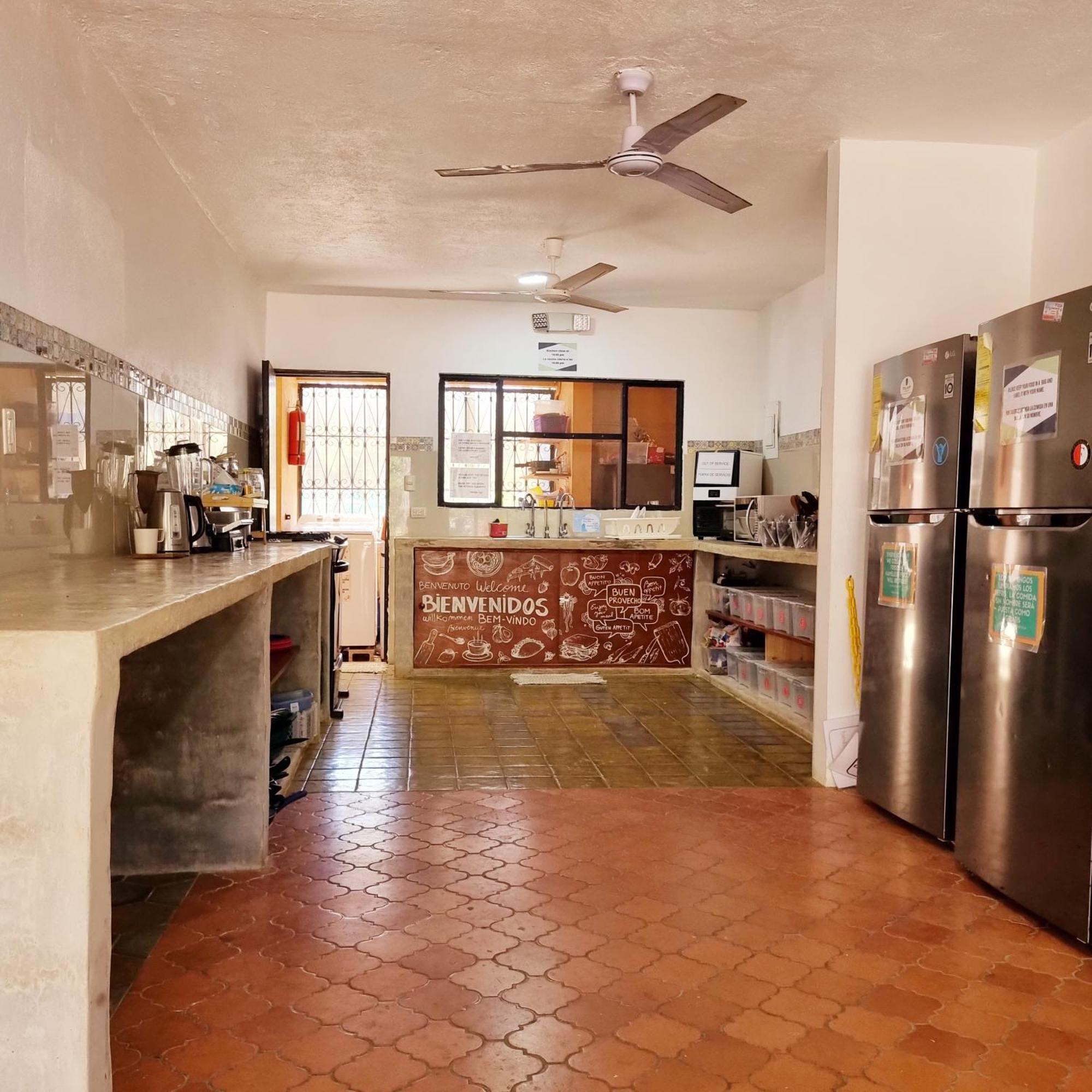 Casa Pura Vida Surf - Costa Rica Hostel Tamarindo