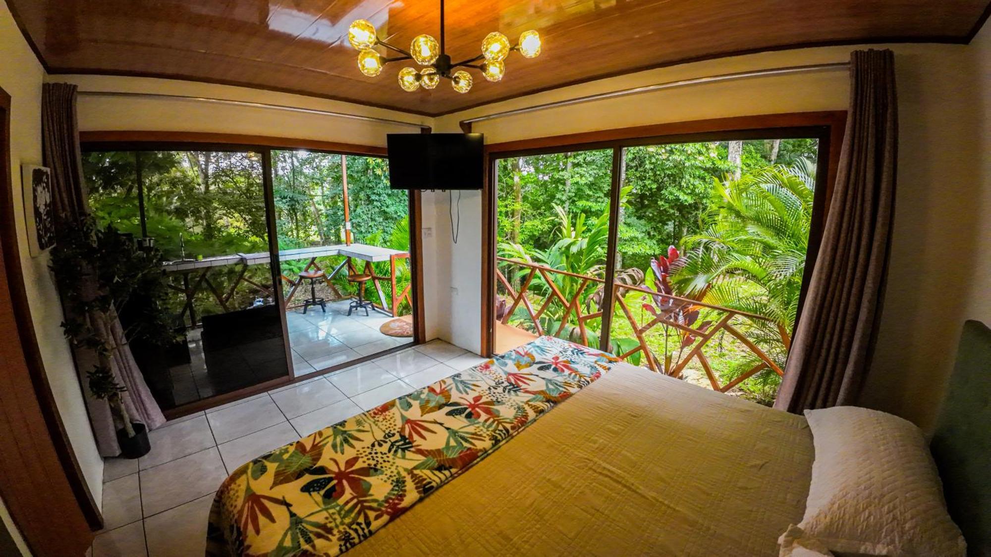 Hotel Iguanas Arenal Volcano