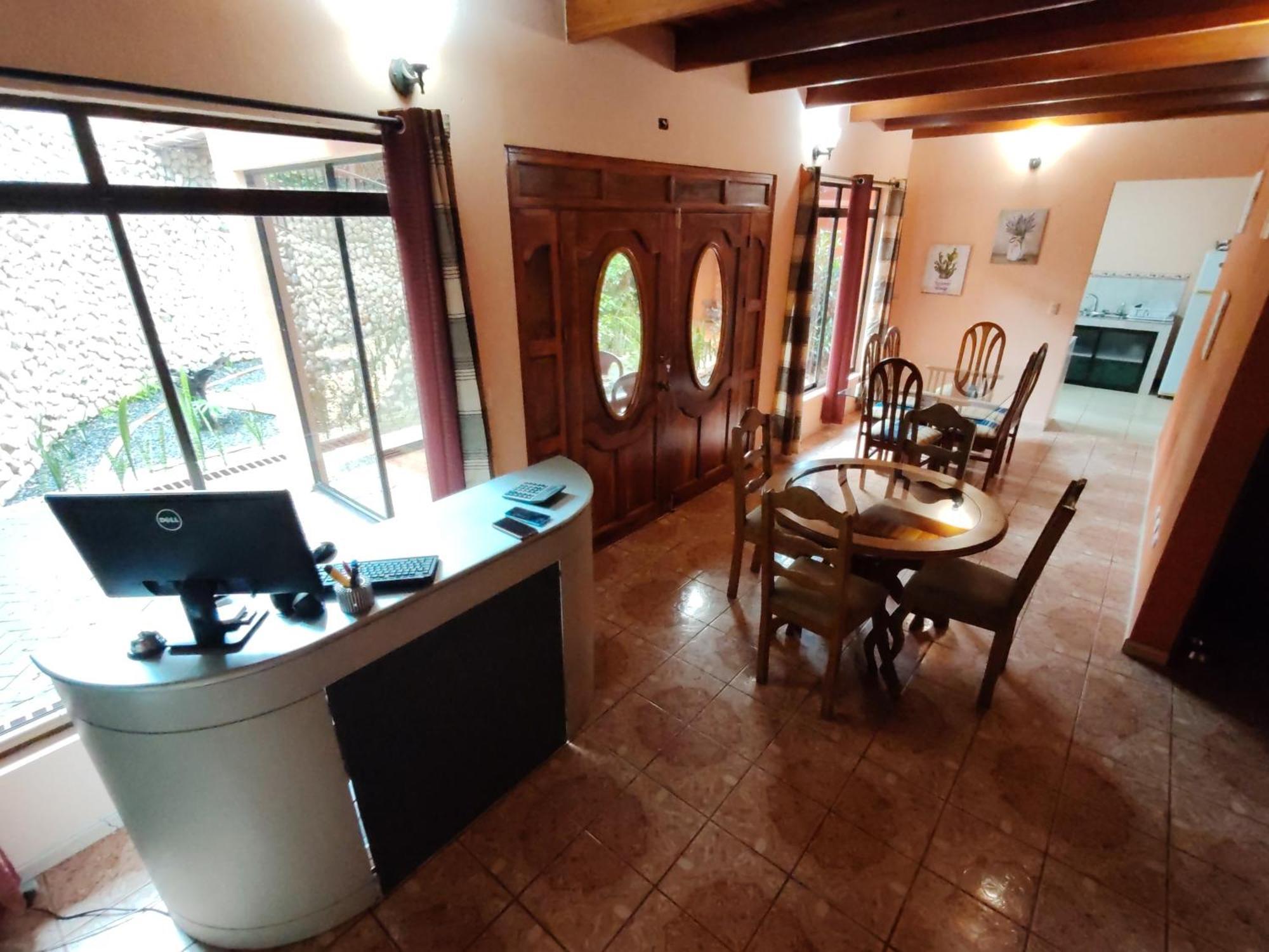 Bed & Breakfast Mi Casa Su Casa