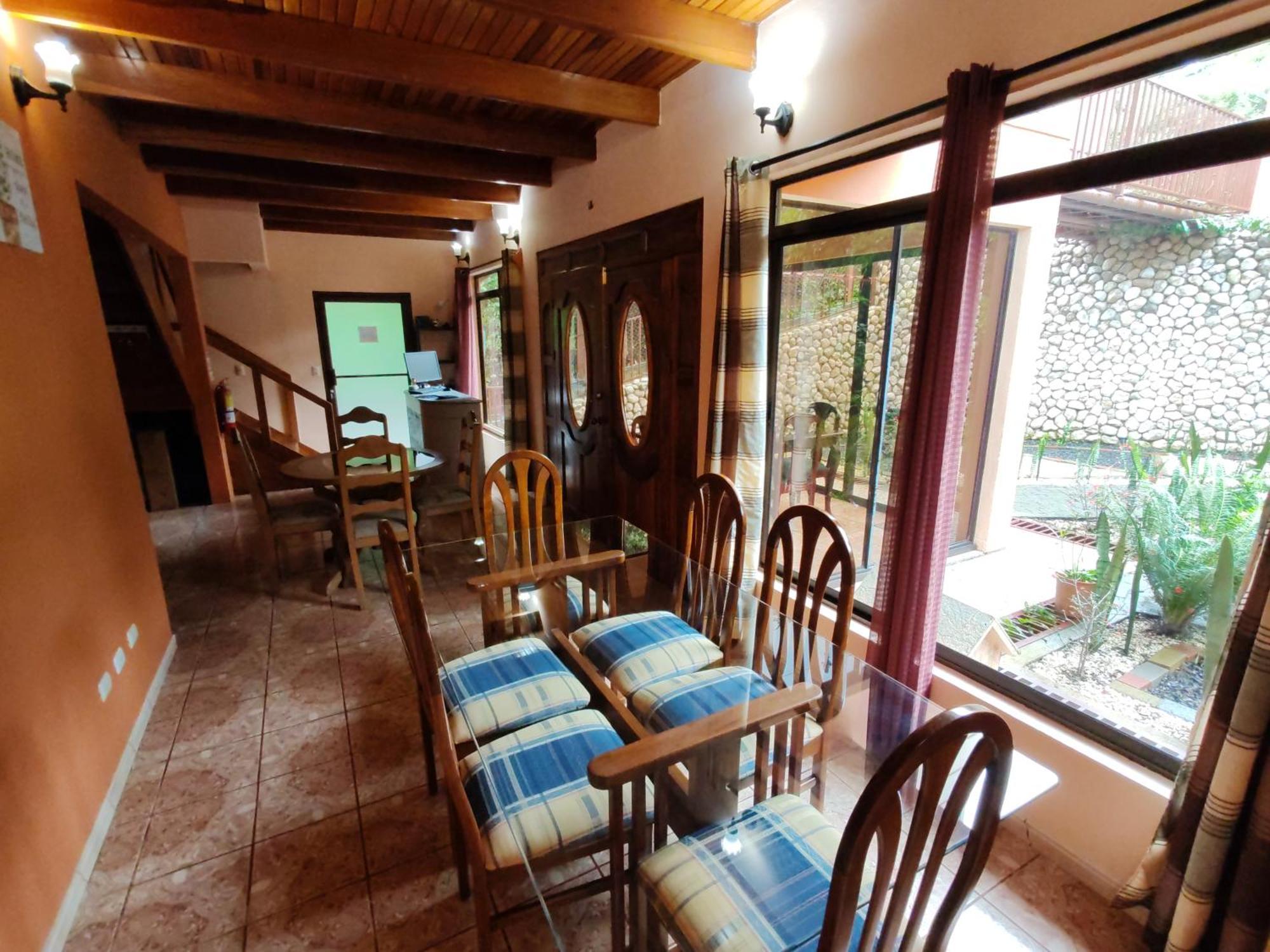 Mi Casa Su Casa