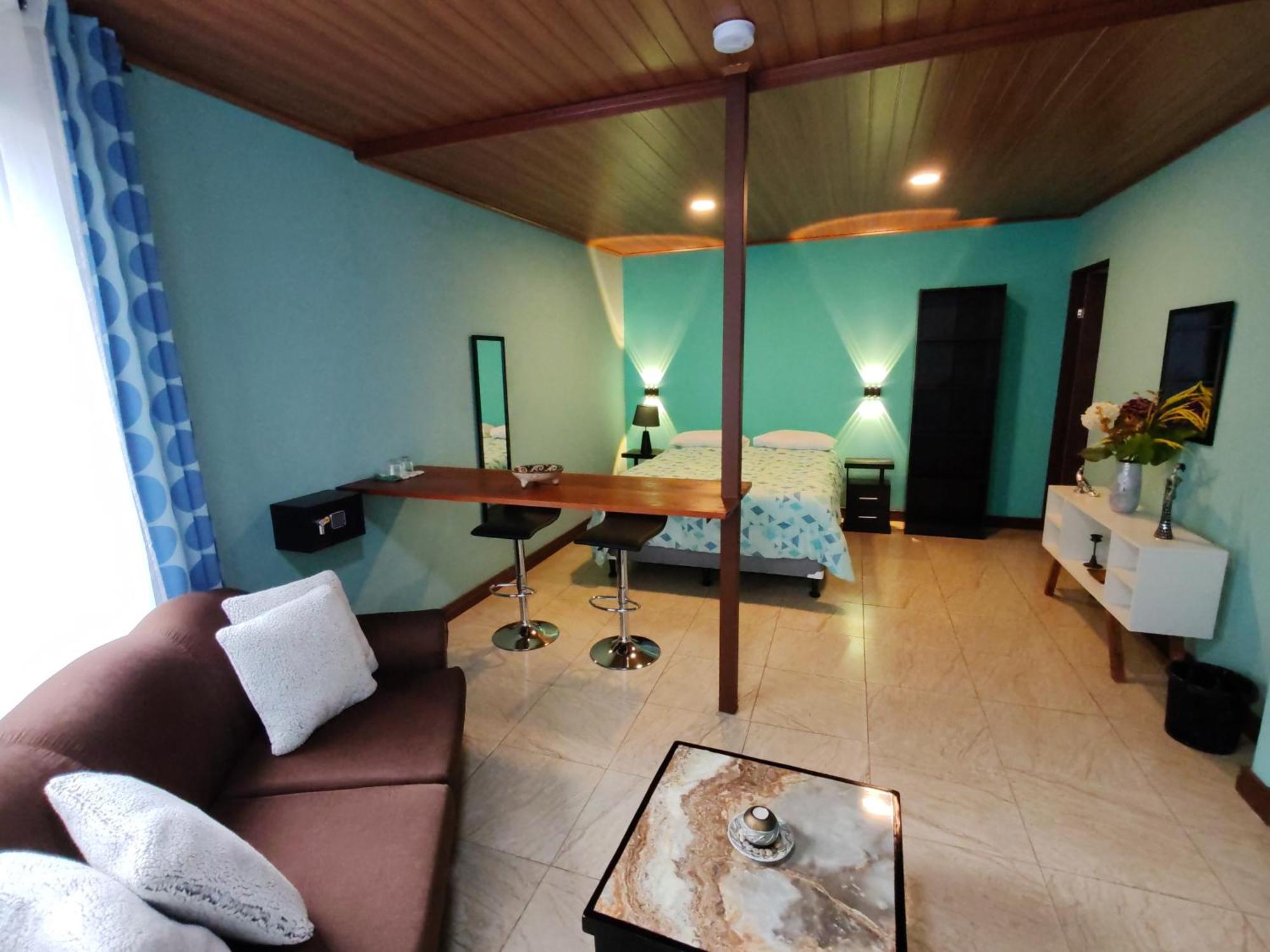 Bed & Breakfast Mi Casa Su Casa