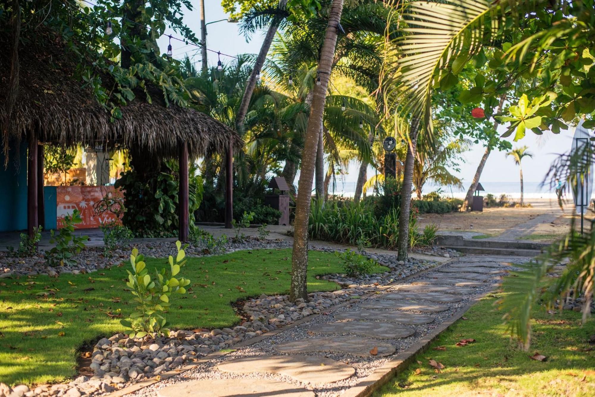Break & Cr Surf Camp Hotel 3*
