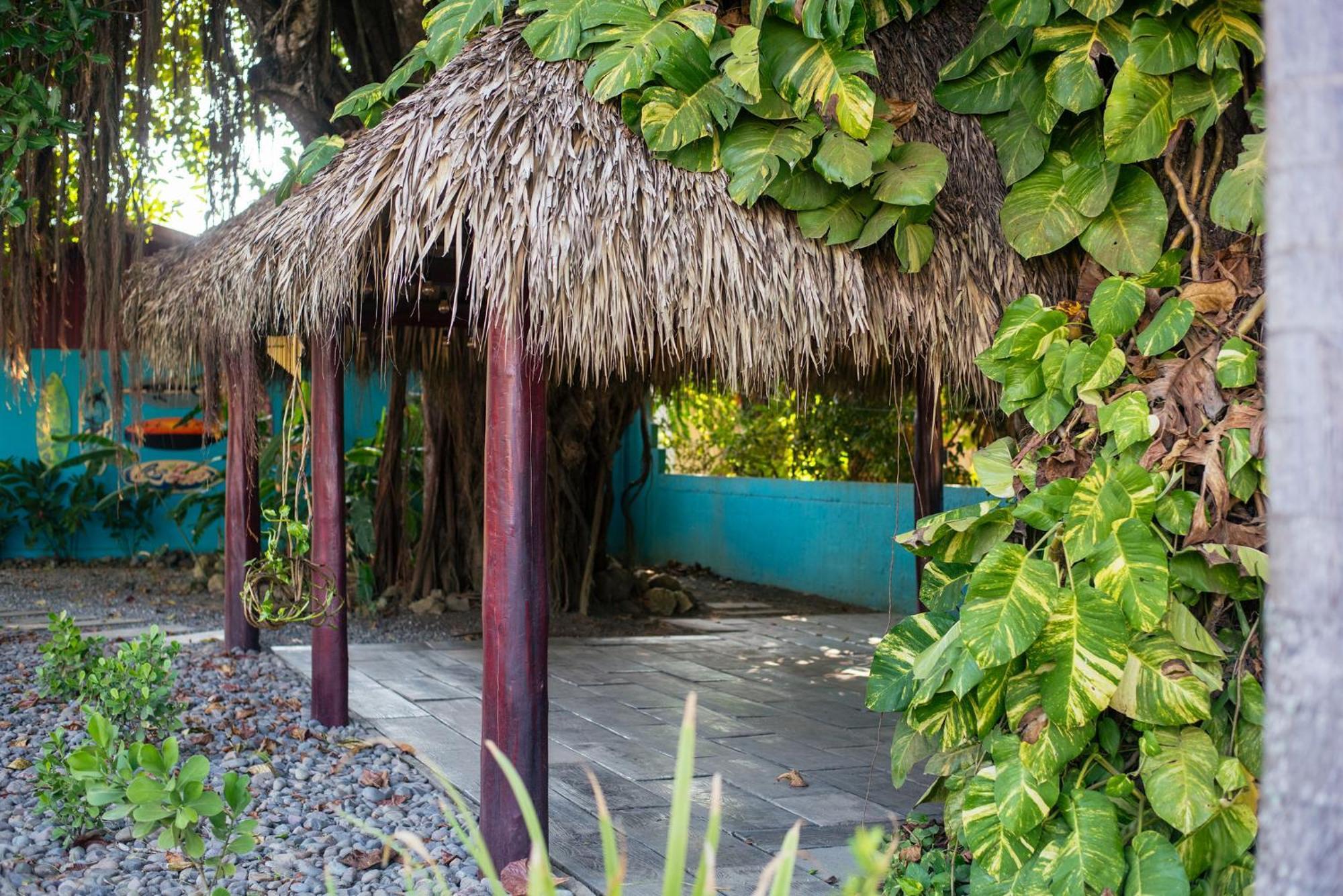 Break & Cr Surf Camp Hotel 3*