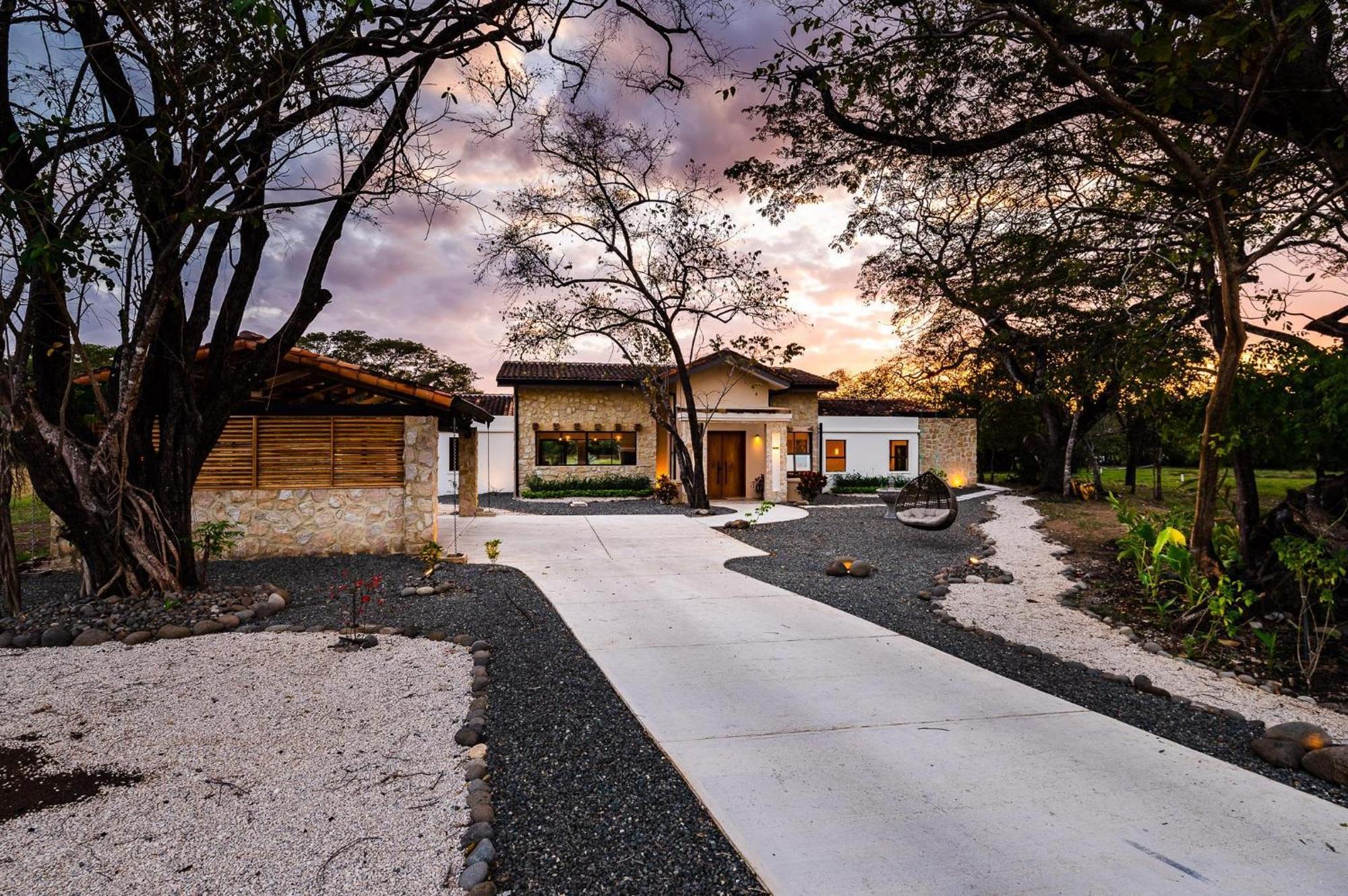Casa Cenizaro- 4br House In Hacienda Pinilla Holiday home Tamarindo