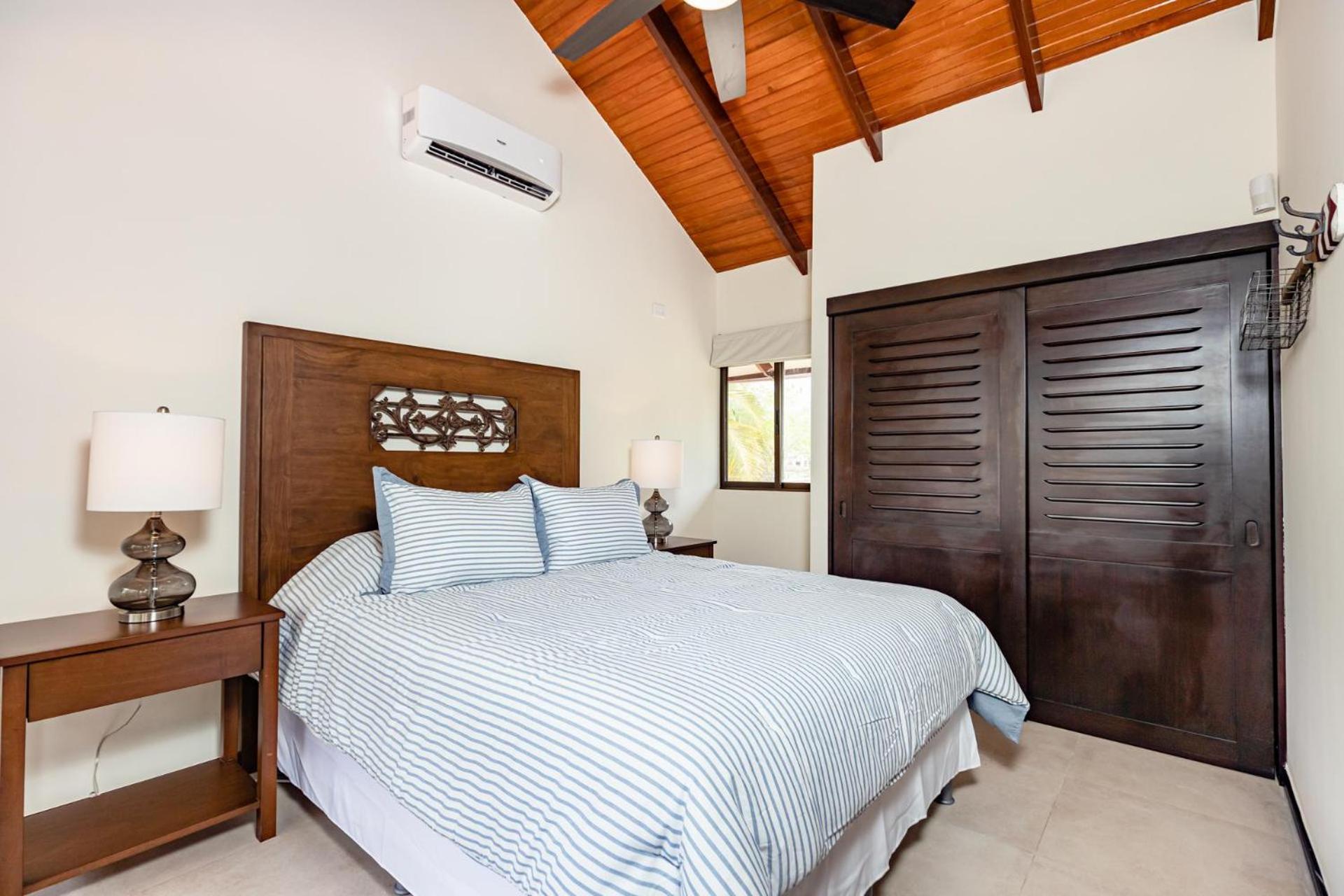 Holiday home Flamingo Estates 18- 4 Bedroom House With Pool