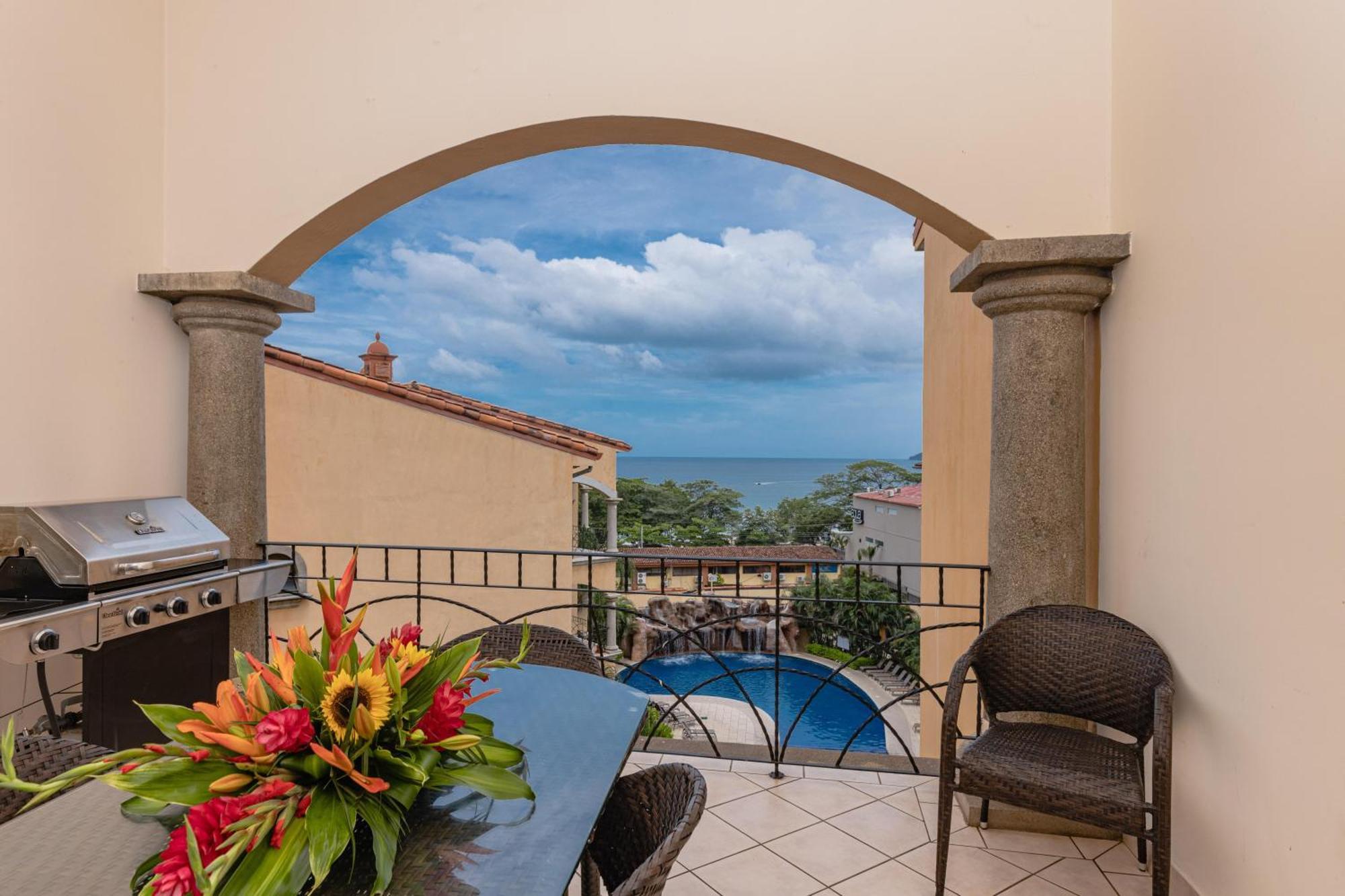 Sunrise 20- 3 Bedroom Ocean View Penthouse