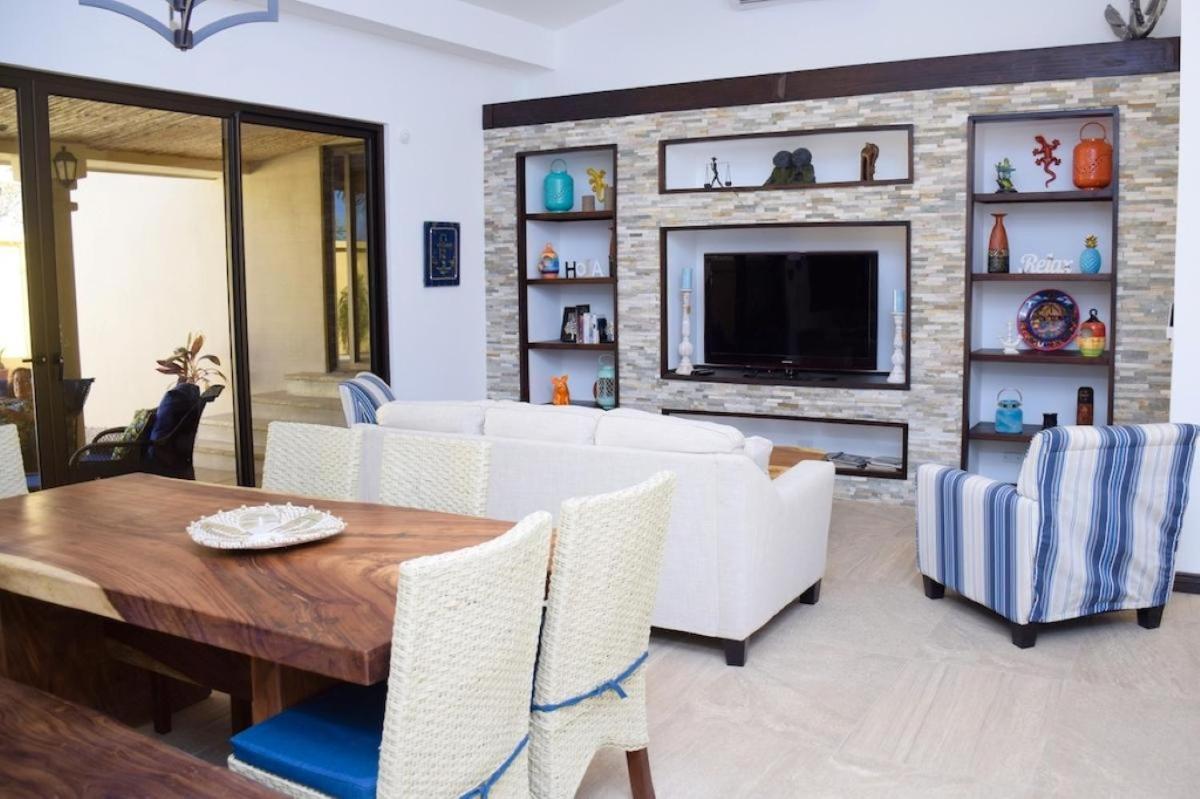 Casa Cocoa - 3 Bedroom In Playa Langosta Holiday home