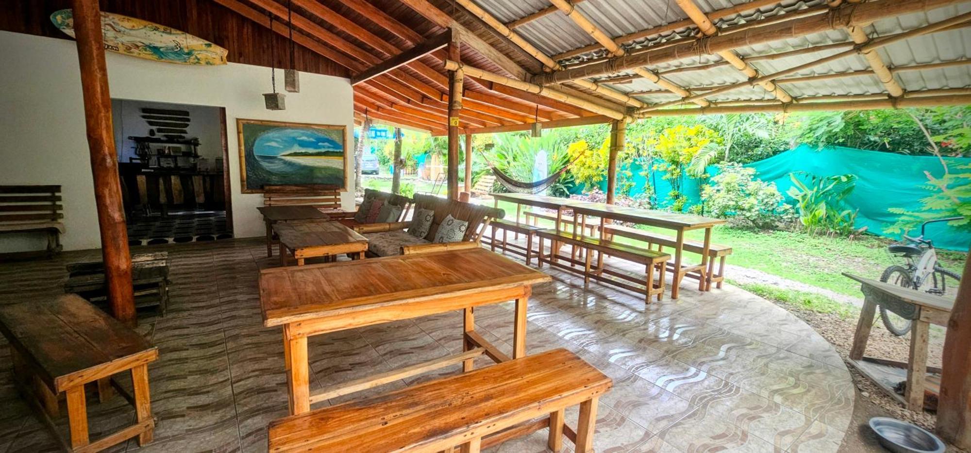 Don Jon's Surf And Yoga Lodge
