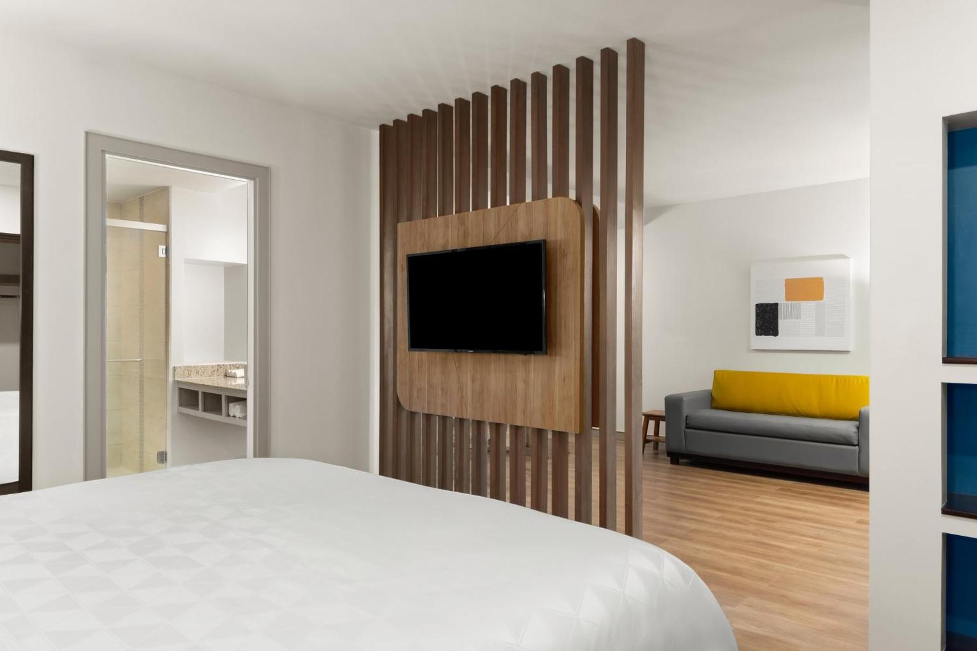 Holiday Express Forum Costa Rica By Ihg