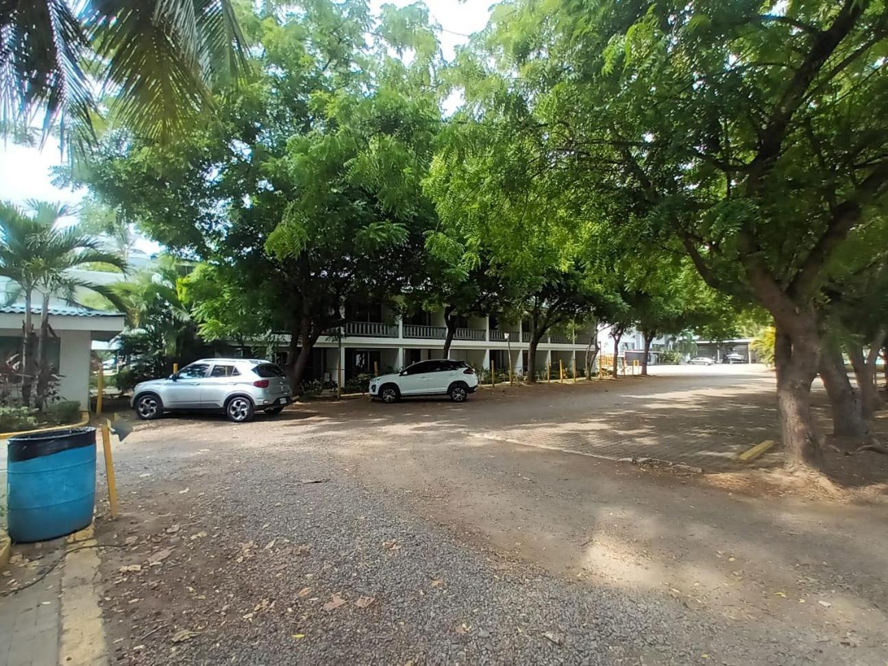Puerto Azul Hotel 4*