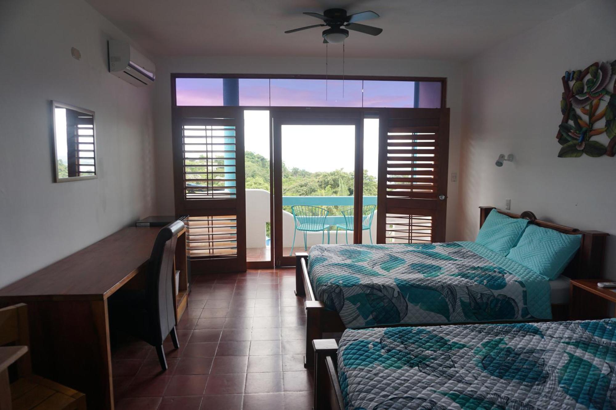 Hotel Planeta Sano 3*
