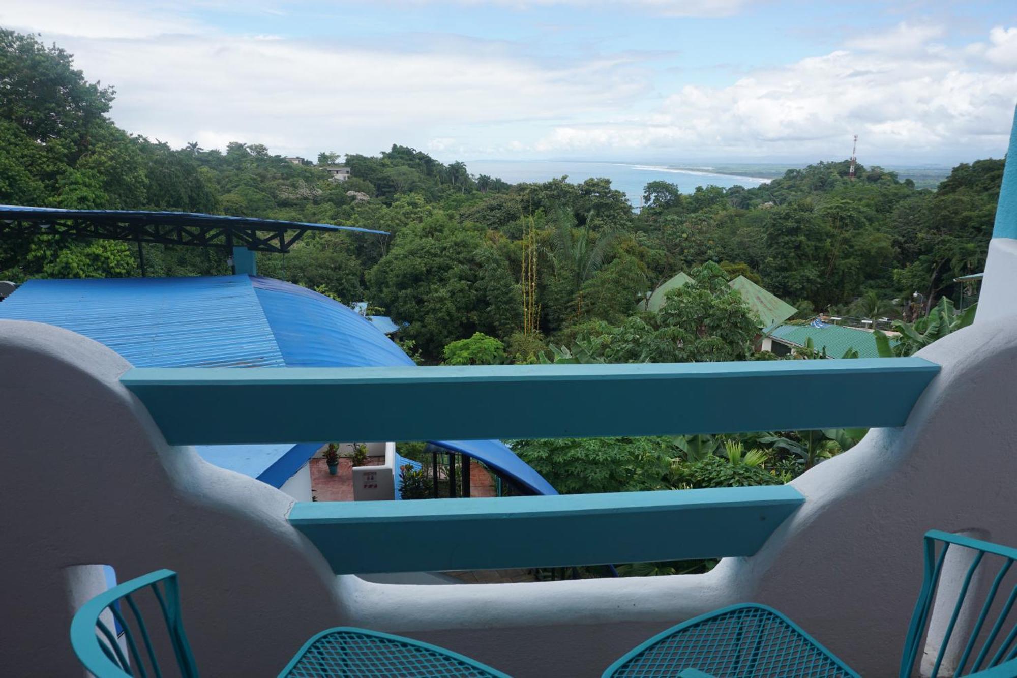 Planeta Sano 3* Manuel Antonio