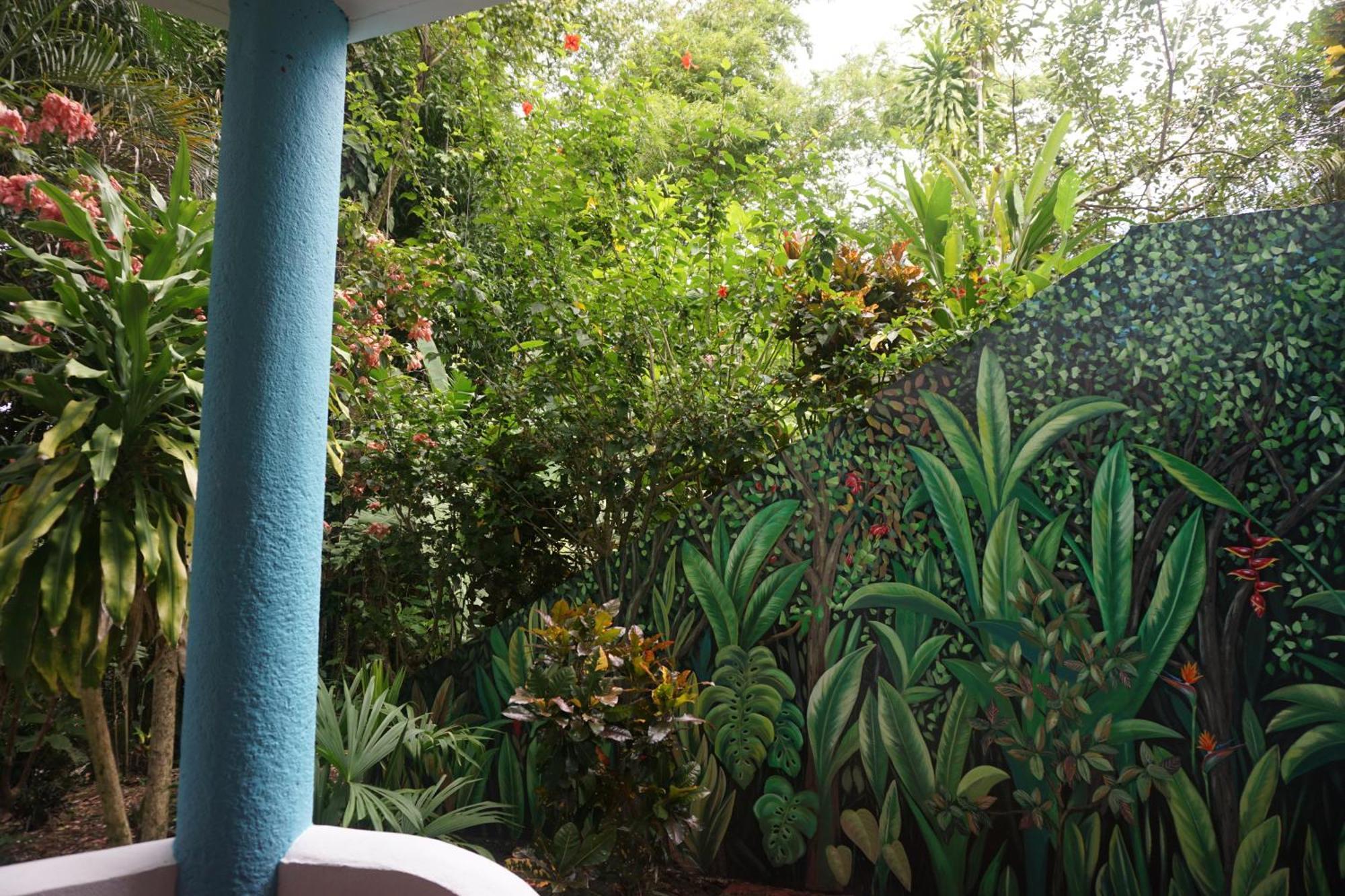 Hotel Planeta Sano Manuel Antonio