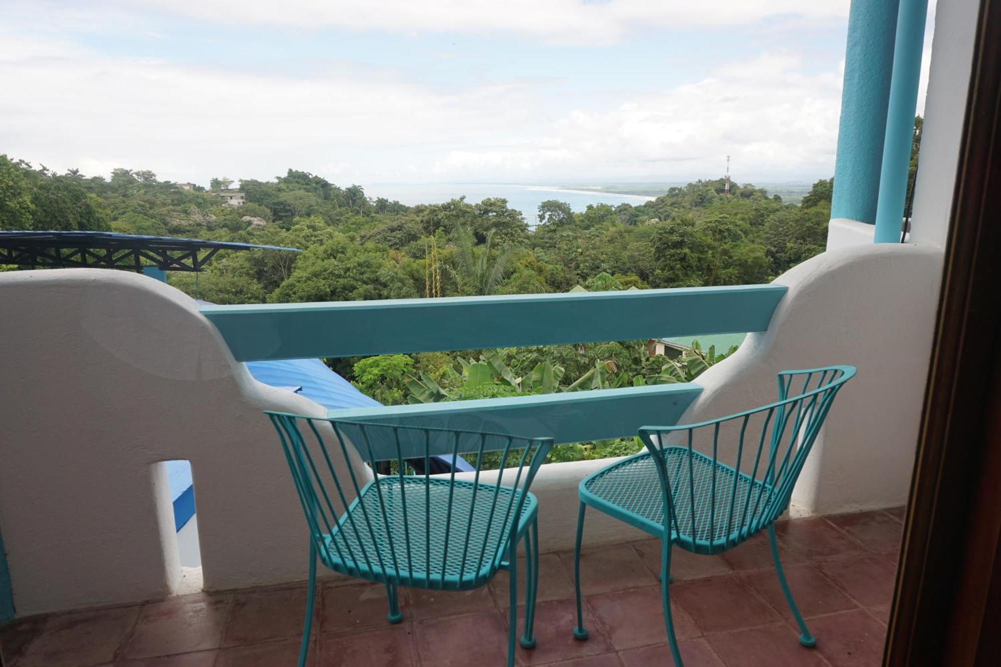 Planeta Sano Manuel Antonio