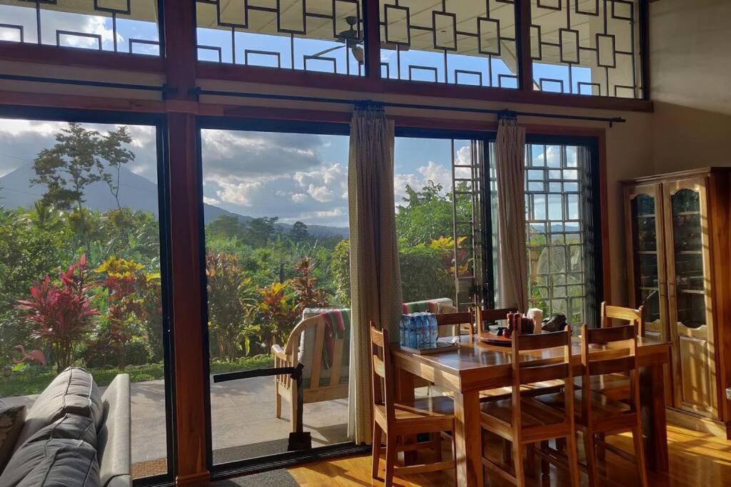 Volcano View Oasis Arenal