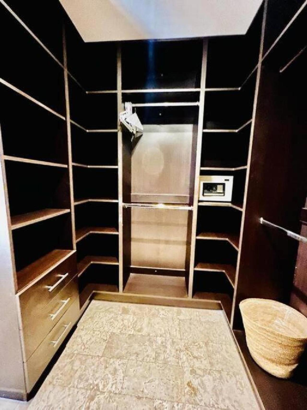 Apartamento De Lujo En Playa Jaco, Frente Al Mar, Wifi, Ac, Parqueo Privado Y Piscinas Apartment *