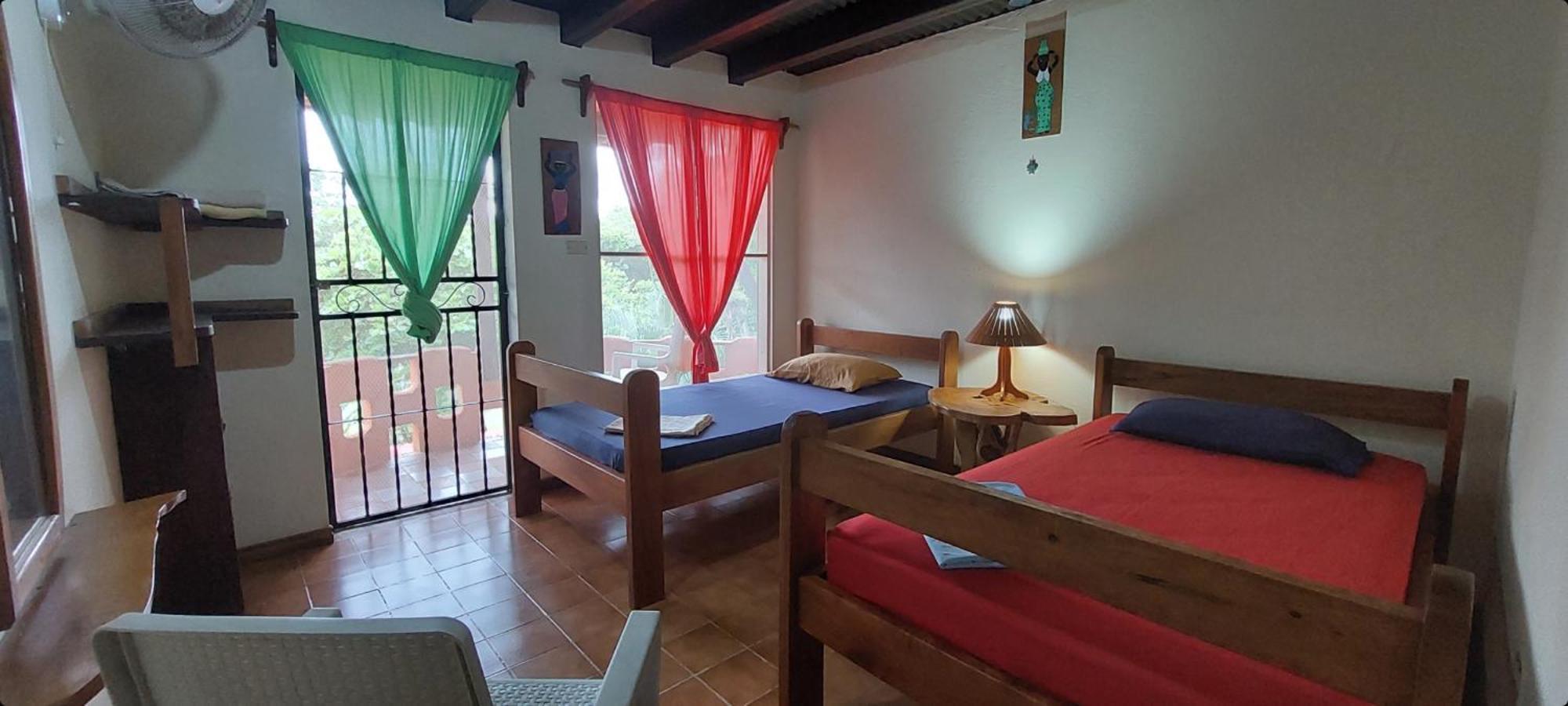 El Castillo Divertido Hotel