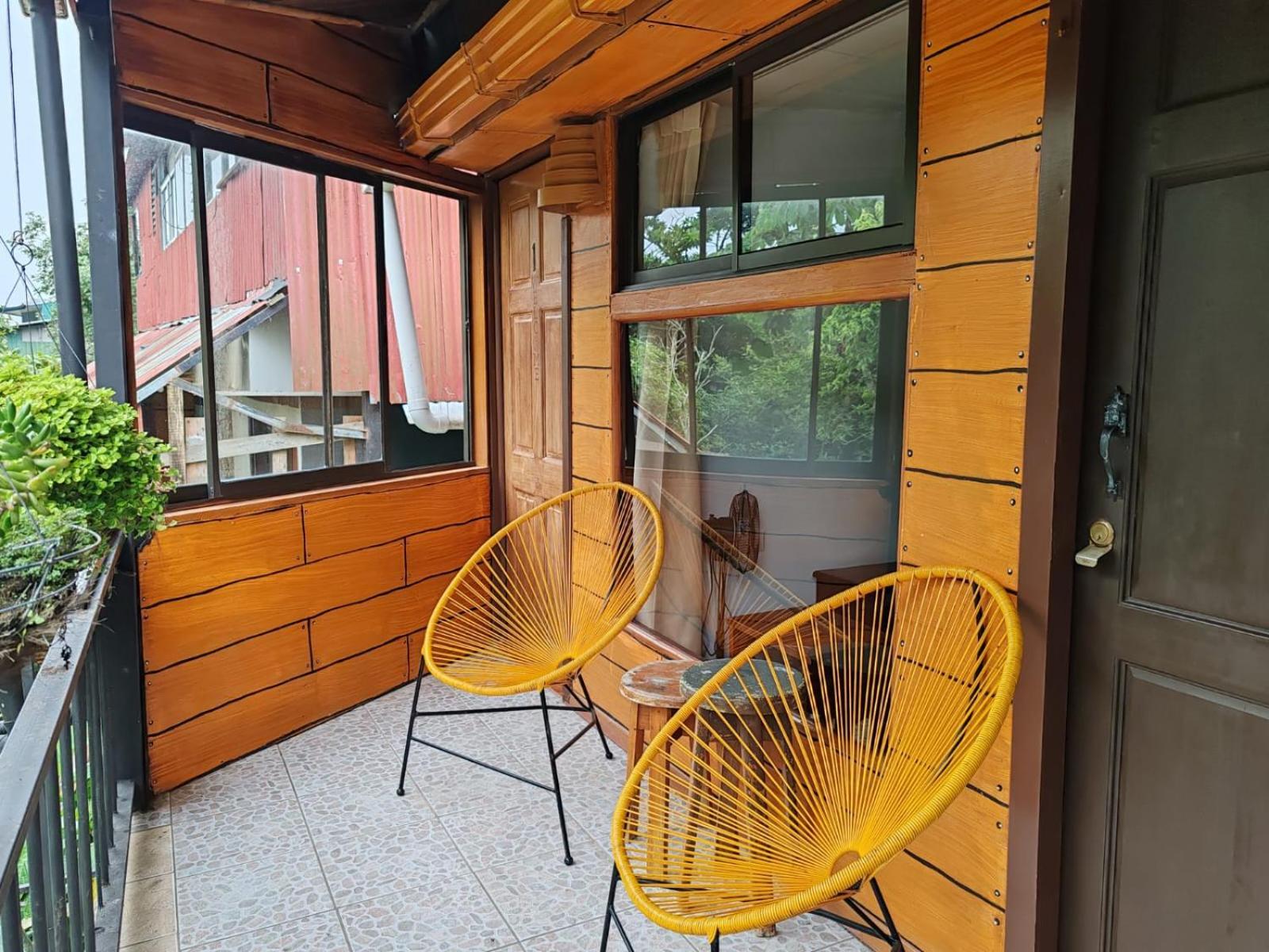 Bed & Breakfast Cabinas El Pueblo B&B Monteverde Monteverde