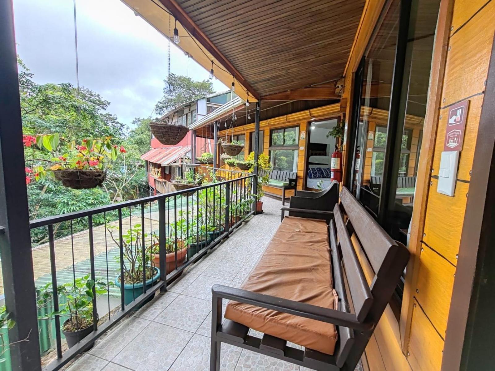 Cabinas El Pueblo B&B Monteverde