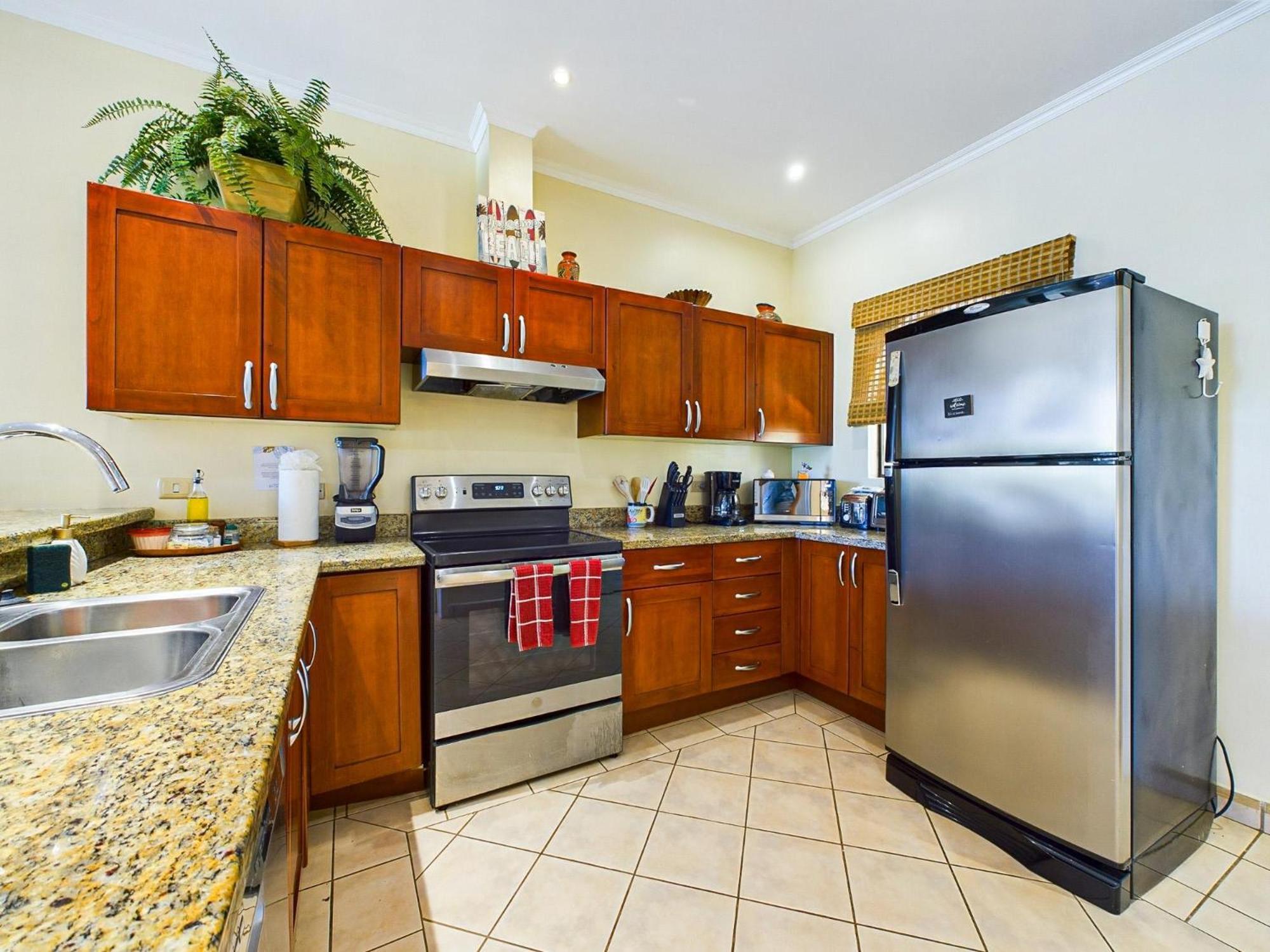 Apartment Sunrise 38- Ocean View 2 Bedroom Condo, Steps To The Tamarindo